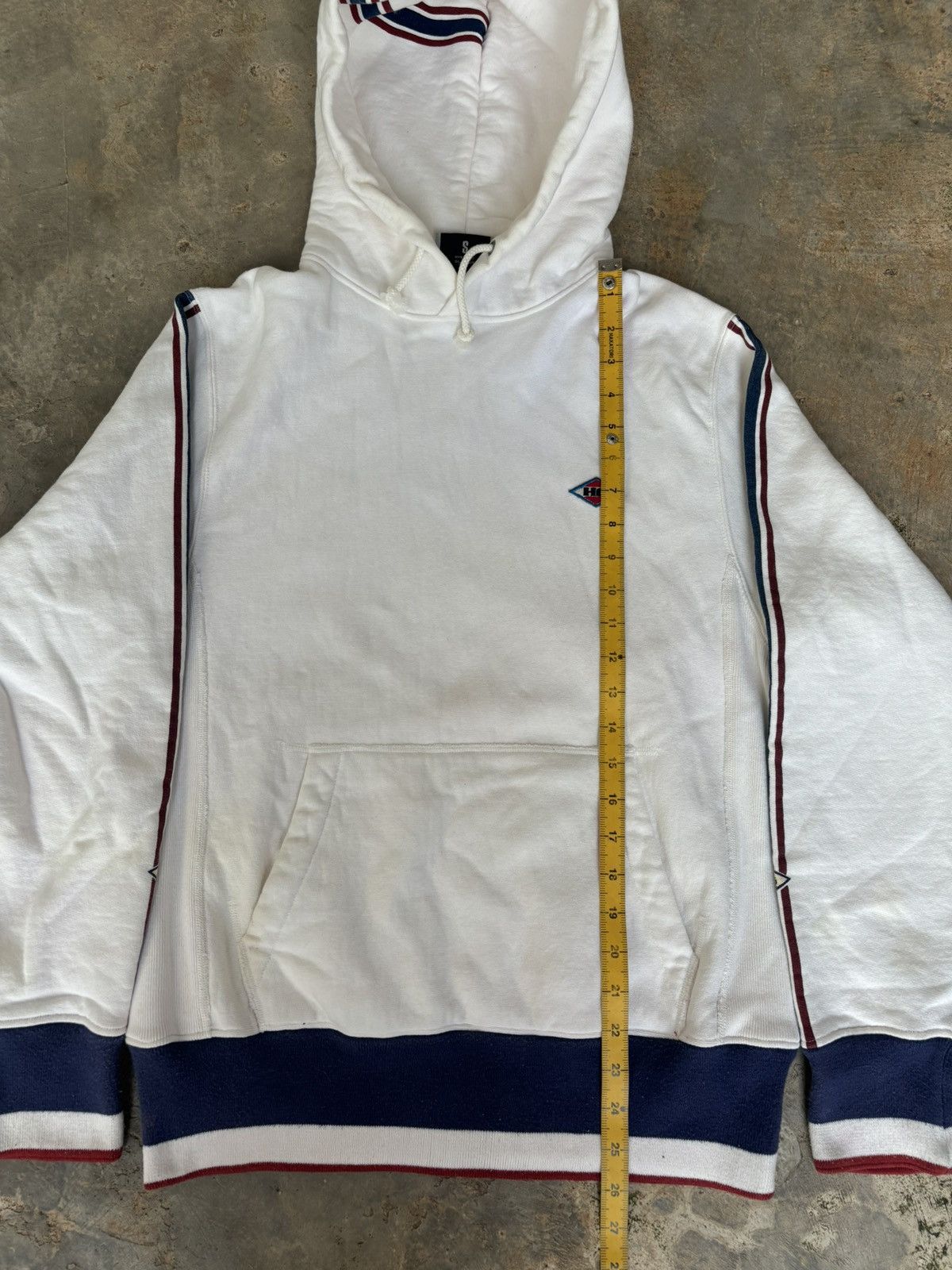 Hysteric Glamour Hysteric Glamour Hg Logo Small Hoodie Size US S / EU 44-46 / 1 - 13 Thumbnail