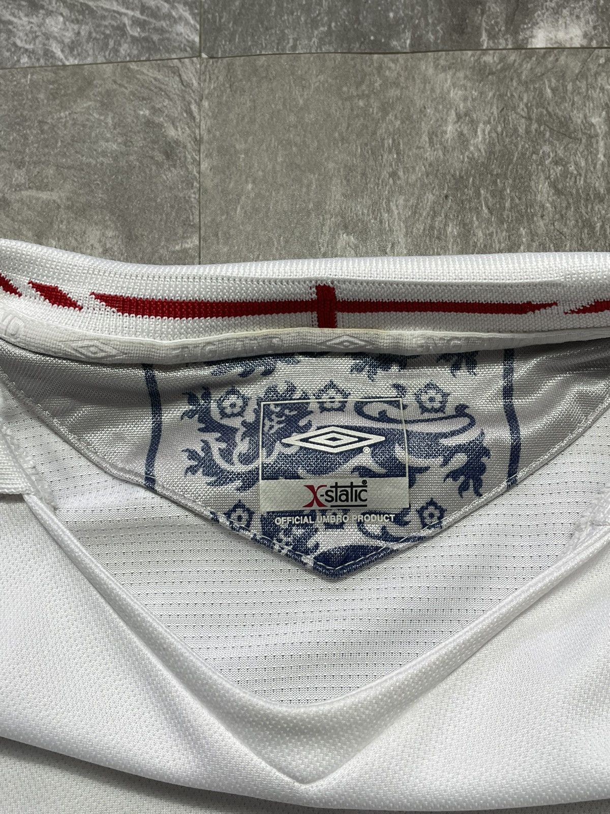Umbro Vintage Umbro England 2005-2006 Soccer Jersey Home Shirt L Size US L / EU 52-54 / 3 - 8 Thumbnail