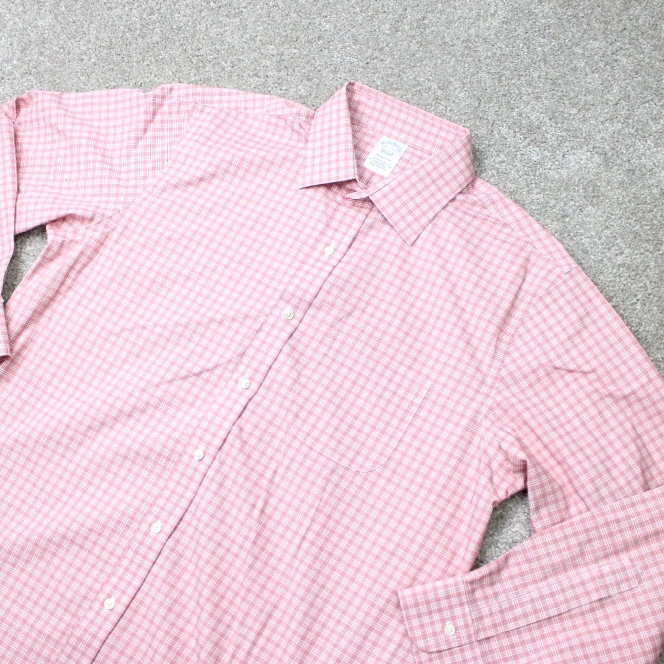 Brooks Brothers Brooks Brothers Shirt Mens 16 1/2, 33 Red Regular Non-Iron Stretch Supima Cotton Dress Shirt Size US XL / EU 56 / 4 - 3 Thumbnail