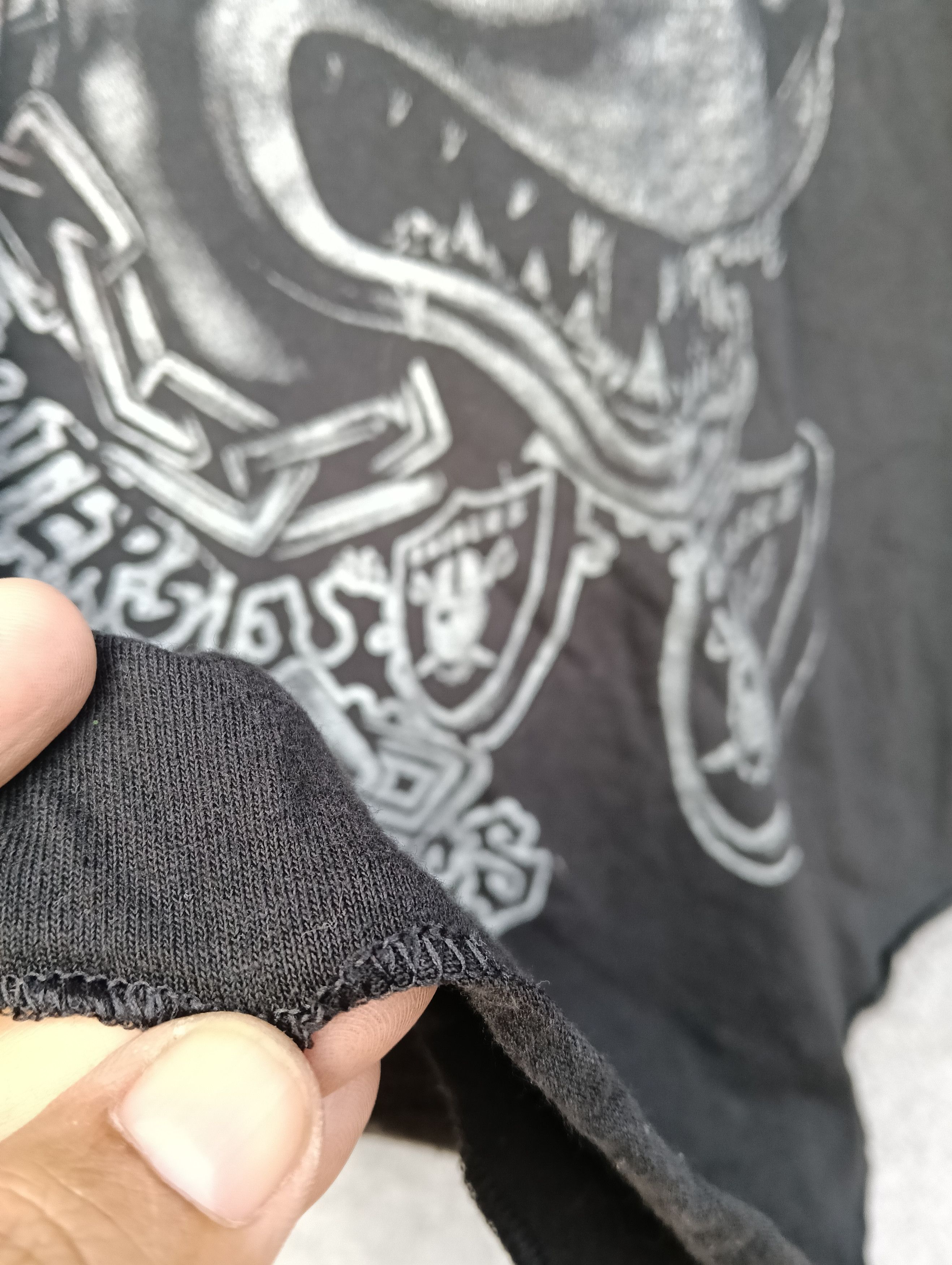 Affliction Y2K Las Vegas Raiders One nation Raglan Baseball Tee. Size US M / EU 48-50 / 2 - 3 Thumbnail