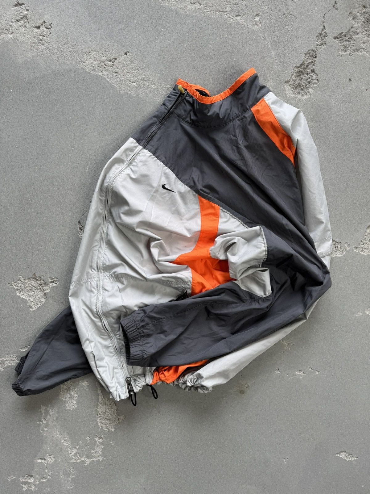 Nike × Vintage Vintage Nike Full Zip Nylon Jacket Size US L / EU 52-54 / 3 - 1 Thumbnail