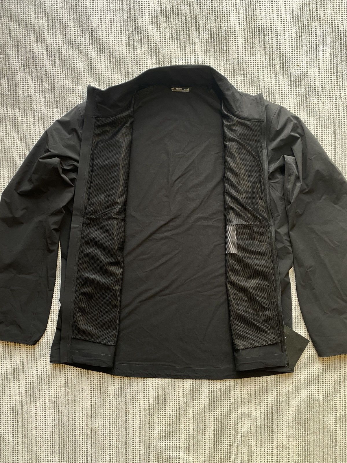 Arc'teryx Arcteryx Gamma Lightweight Jacket Men's Black Size US L / EU 52-54 / 3 - 8 Thumbnail