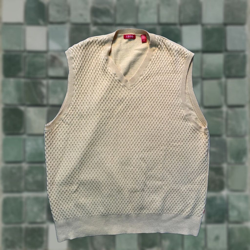 Izod IZOD Sweater Mens Large L Knit Yellow Sleeveless Shirt? Size US L / EU 52-54 / 3 - 1 Thumbnail