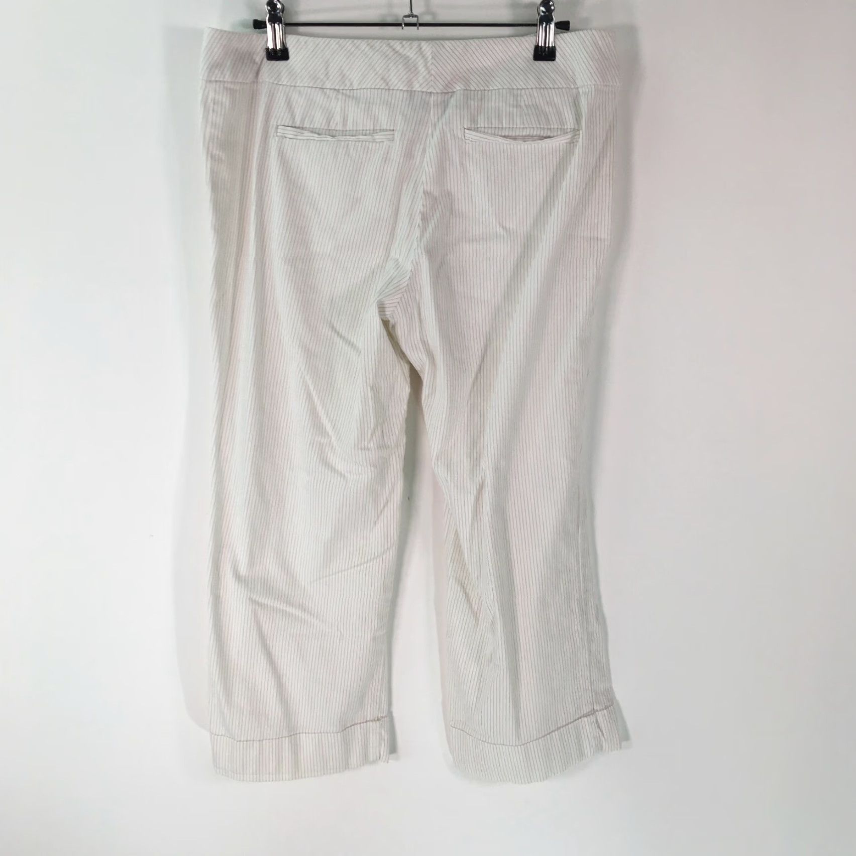 CO NY Plus Co Womens Cropped Flat Front Low Rise Casual White Pants Size 8 Size 30" / US 8 / IT 44 - 2 Thumbnail