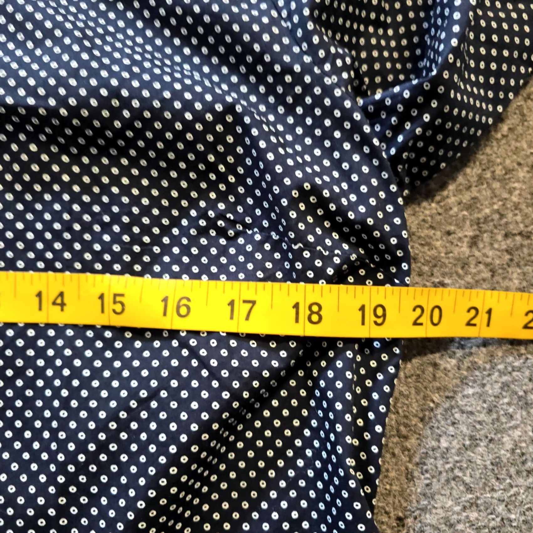 J.Crew J.CREW Top Womens Size 12 Button-Up Long Sleeve Blue White Dotted Casual Shirt Dressy Career Capsule Regular Womens Size XL / US 12-14 / IT 48-50 - 6 Thumbnail