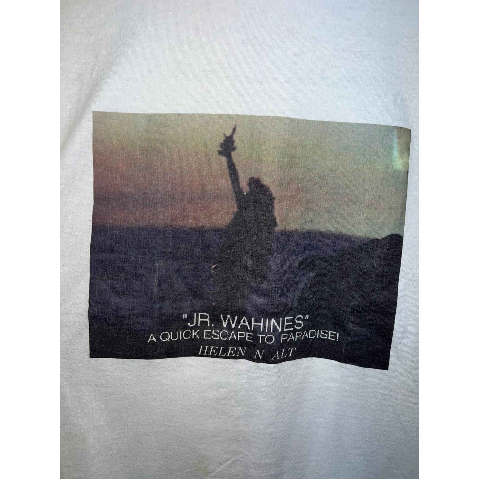 Vintage Vintage Hawaii Shirt JR Wahines Escape To Paradise 90s Tee L Size US L / EU 52-54 / 3 - 2 Thumbnail