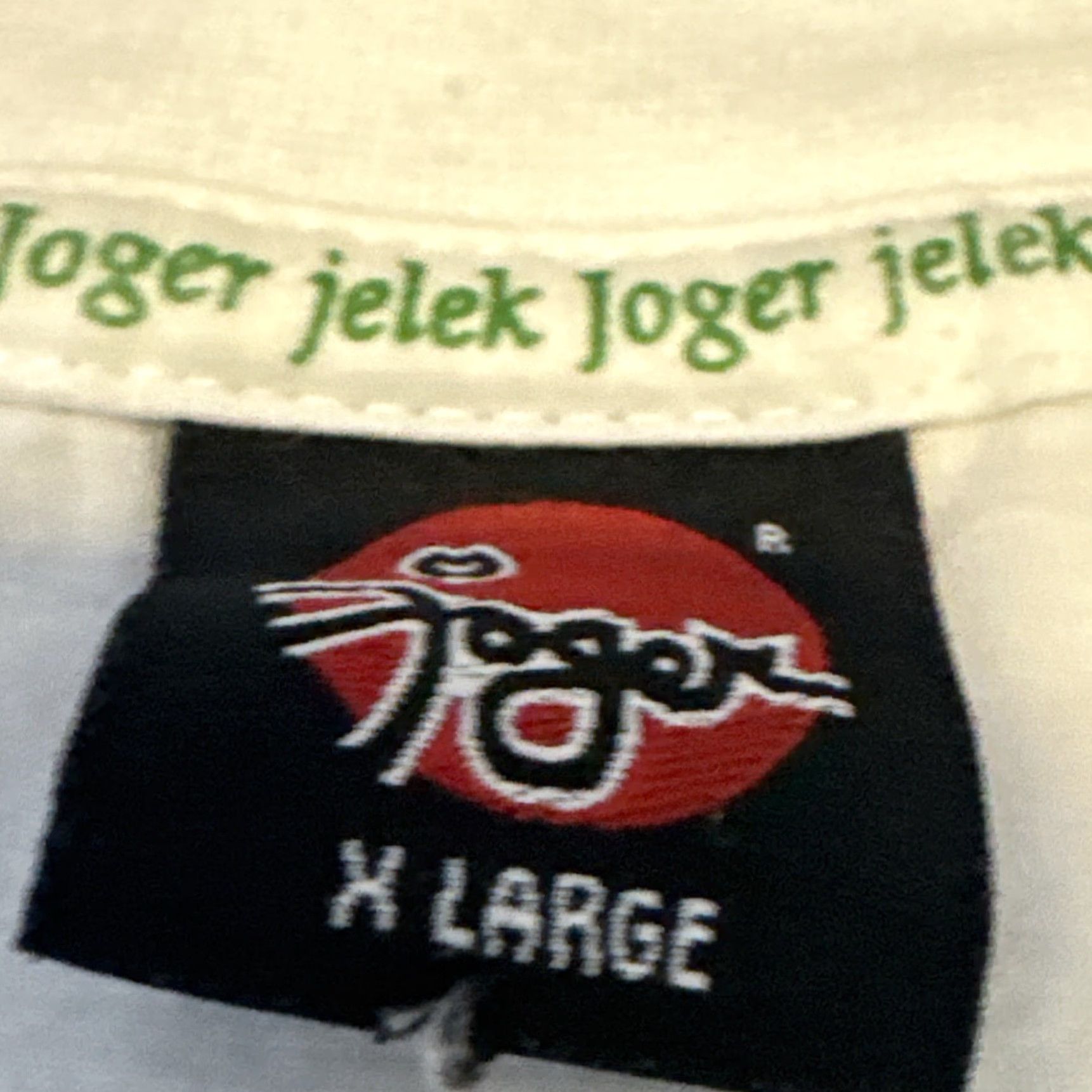 Vintage VINTAGE 1998 Bali Indonesia Joger Jelek Art Drawing White T-Shirt XL Men Size US XL / EU 56 / 4 - 7 Thumbnail