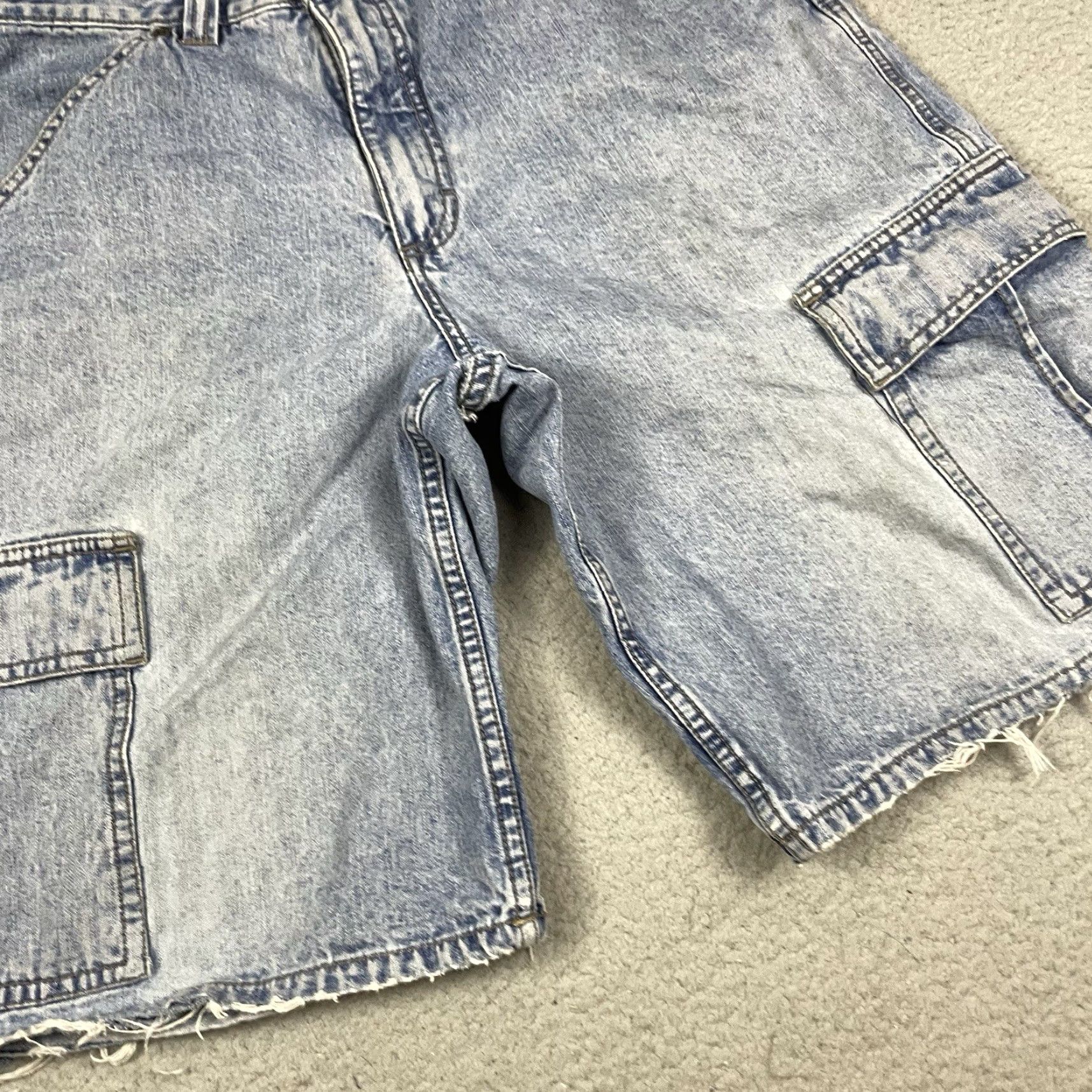 Lee VINTAGE Lee Dungarees Shorts Denimi Cargo Distressed 36 Blue USA Men 5-Pocket Regular Cropped? Size US 36 / EU 52 - 3 Thumbnail