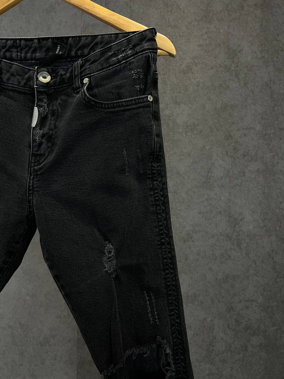 Represent Clo. Represent designer distressed jeans Size US 28 / EU 44 - 2 Thumbnail