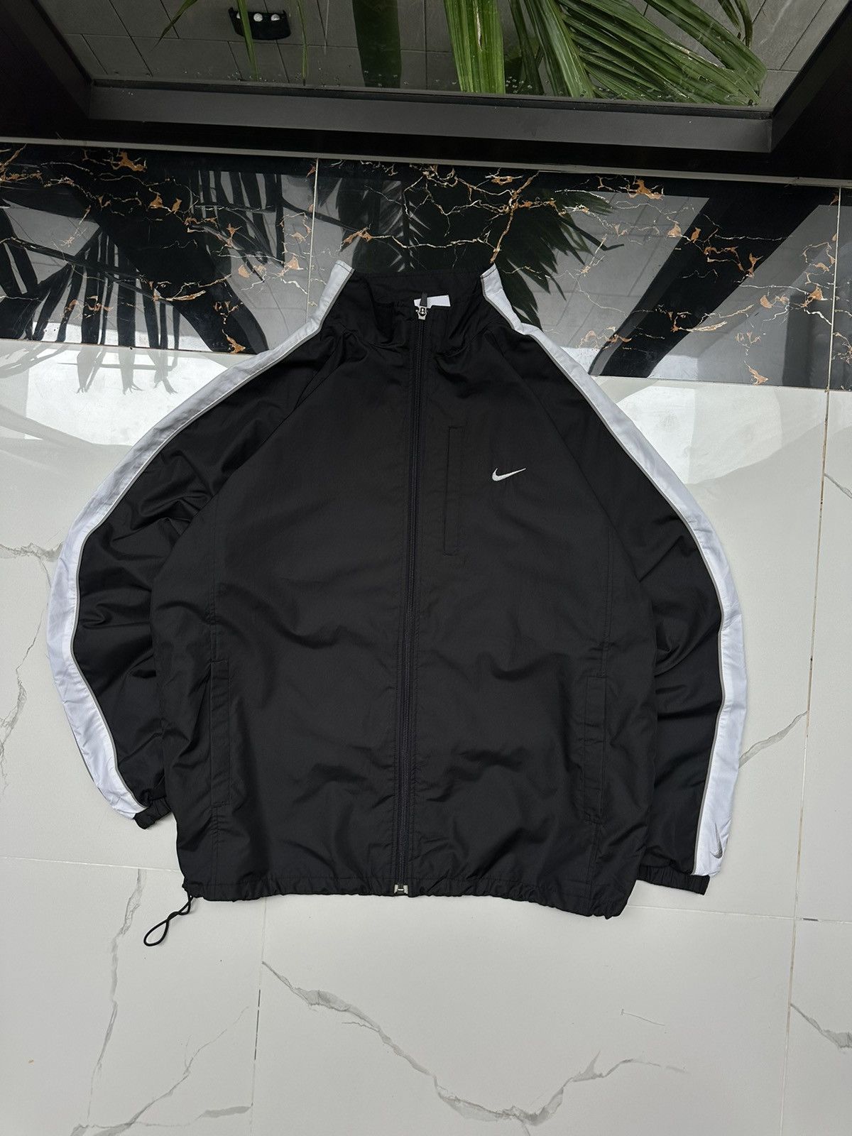 Nike × Vintage NIKE VINTAGE DOUBLE LOGO STREETWEAR LIGHT JACKET Size US L / EU 52-54 / 3 - 3 Thumbnail
