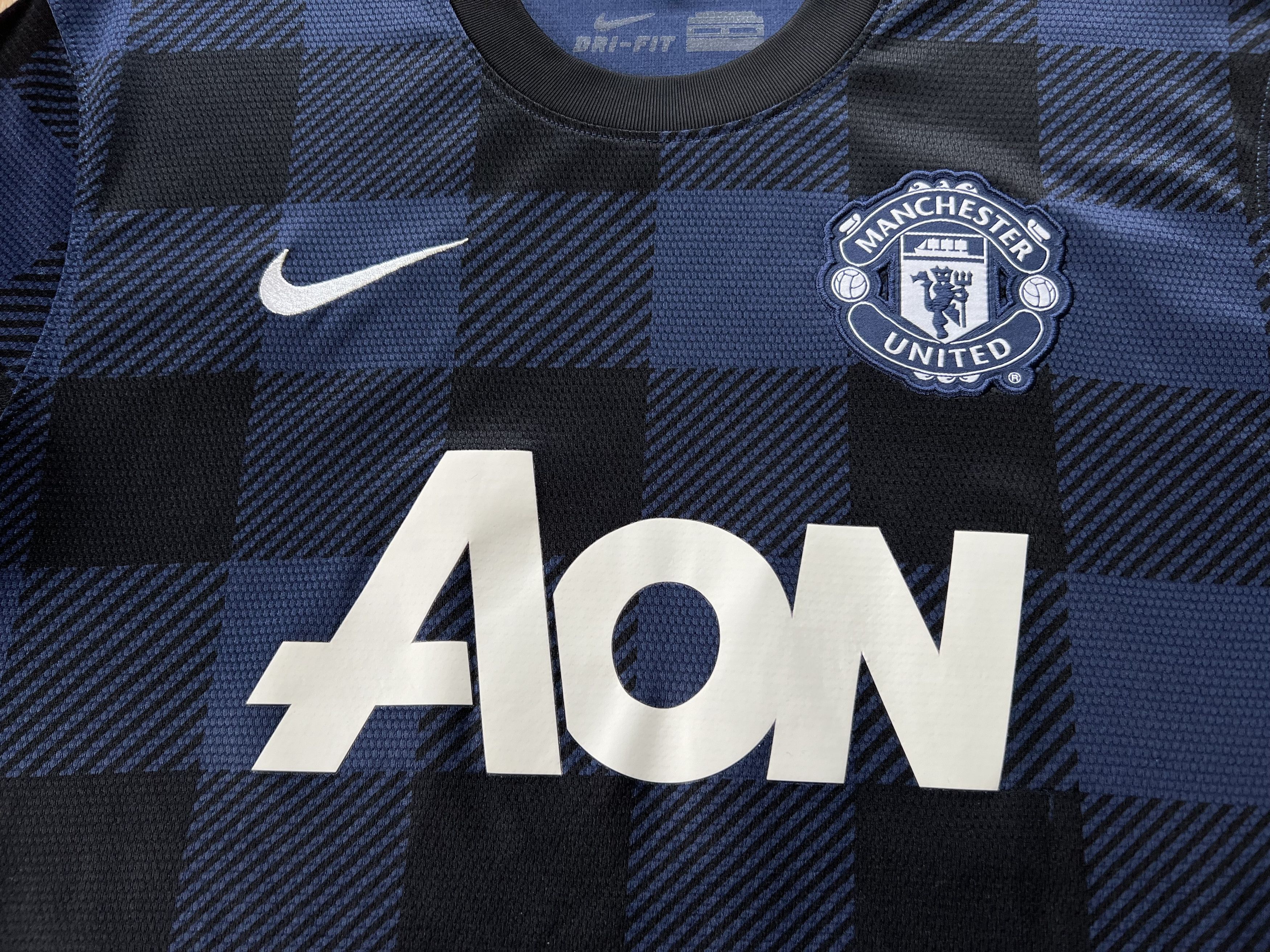 Nike Nike Manchester United Away Shirt 2013-2014 Size US M / EU 48-50 / 2 - 6 Thumbnail