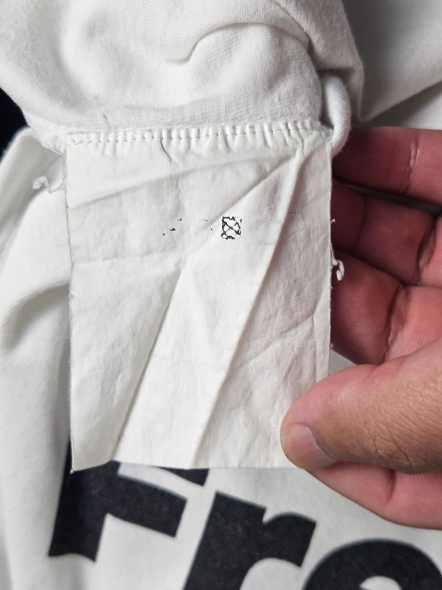 Comme des Garcons Comme des Garçons CDG Wear your Freedom The Met tee shirt Size US M / EU 48-50 / 2 - 6 Thumbnail