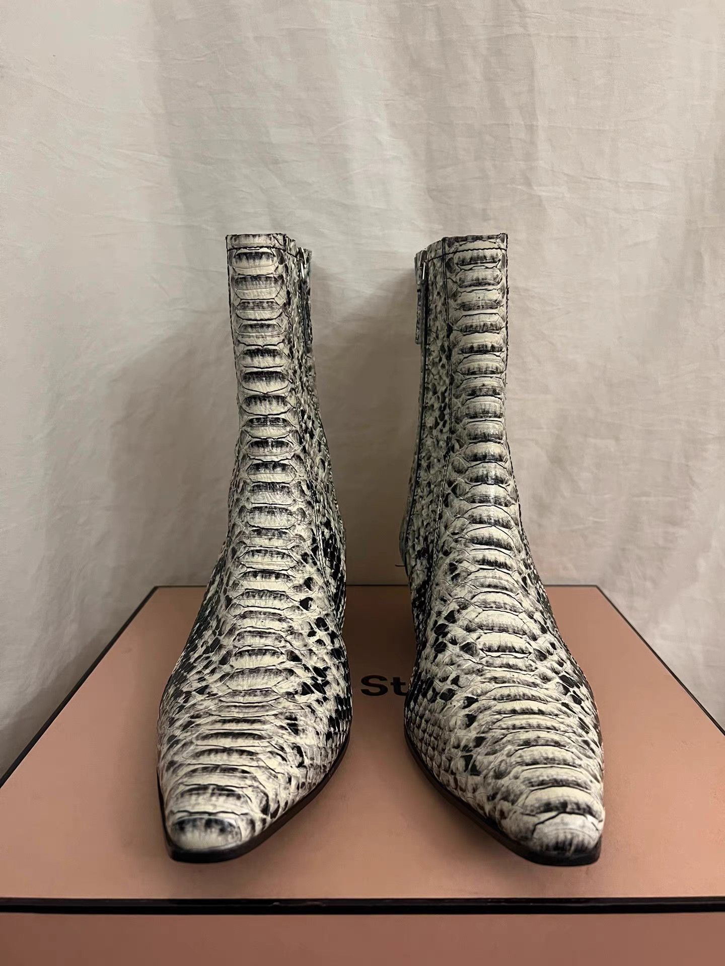 Acne Studios Acne Studios pointy-toe high-top boots Size US 8 / IT 38 - 2 Thumbnail