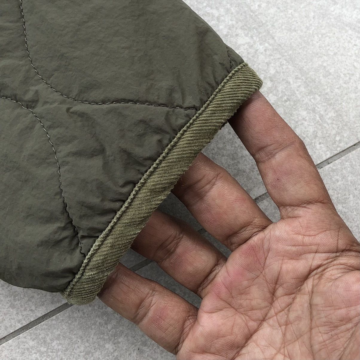 Japanese Brand Japanese Brand Quilted Lightwear Puffer Jacket Olive Green Size US L / EU 52-54 / 3 - 17 Thumbnail