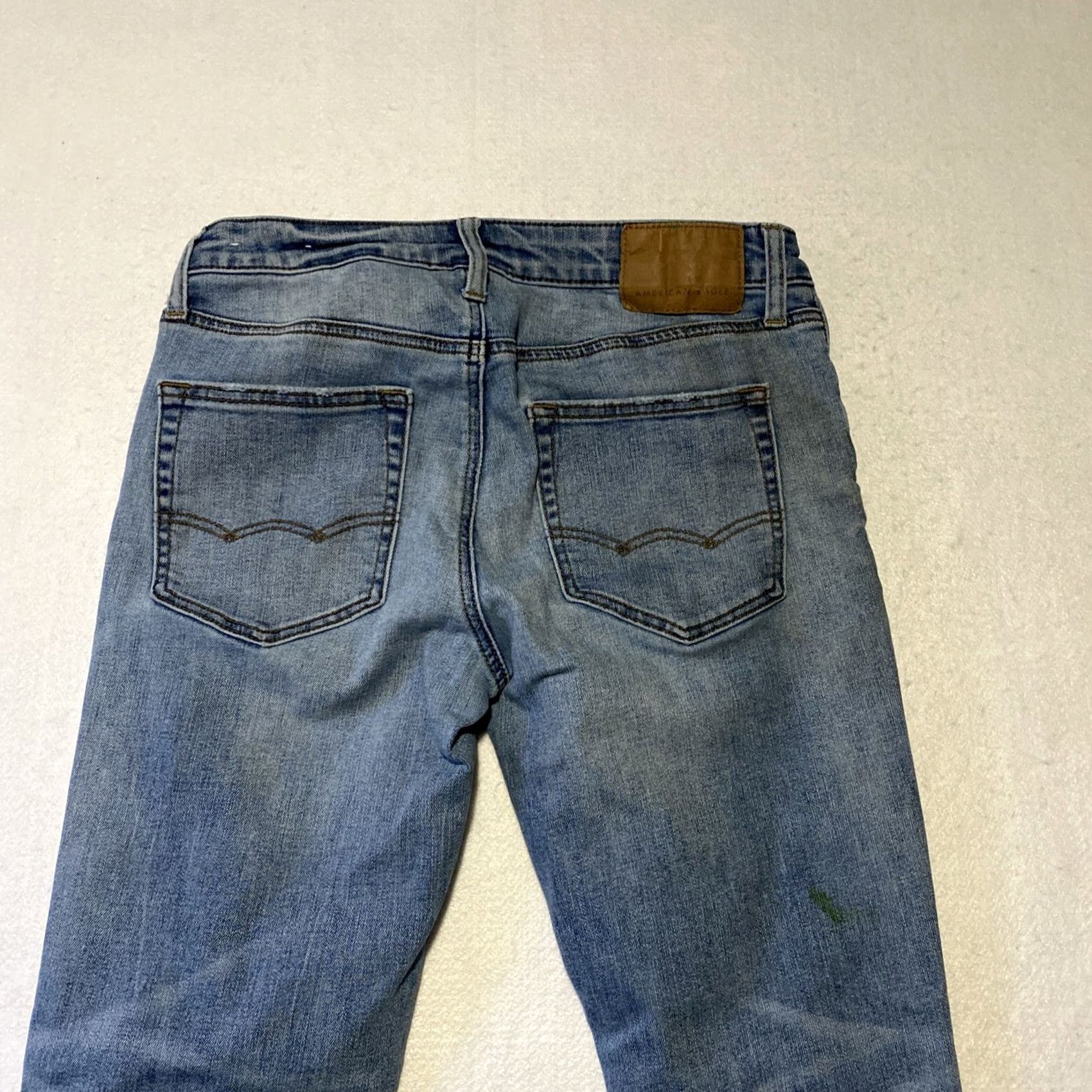 American Eagle Outfitters American Eagle Jeans Men’s 30X30 Athletic Slim Stretch Dark Blue Denim / 30 inseam Mens Blue Denim Jeans 5-Pocket Leather Patch Athletic Slim Stretch Size US 30 / EU 46 - 7 Thumbnail