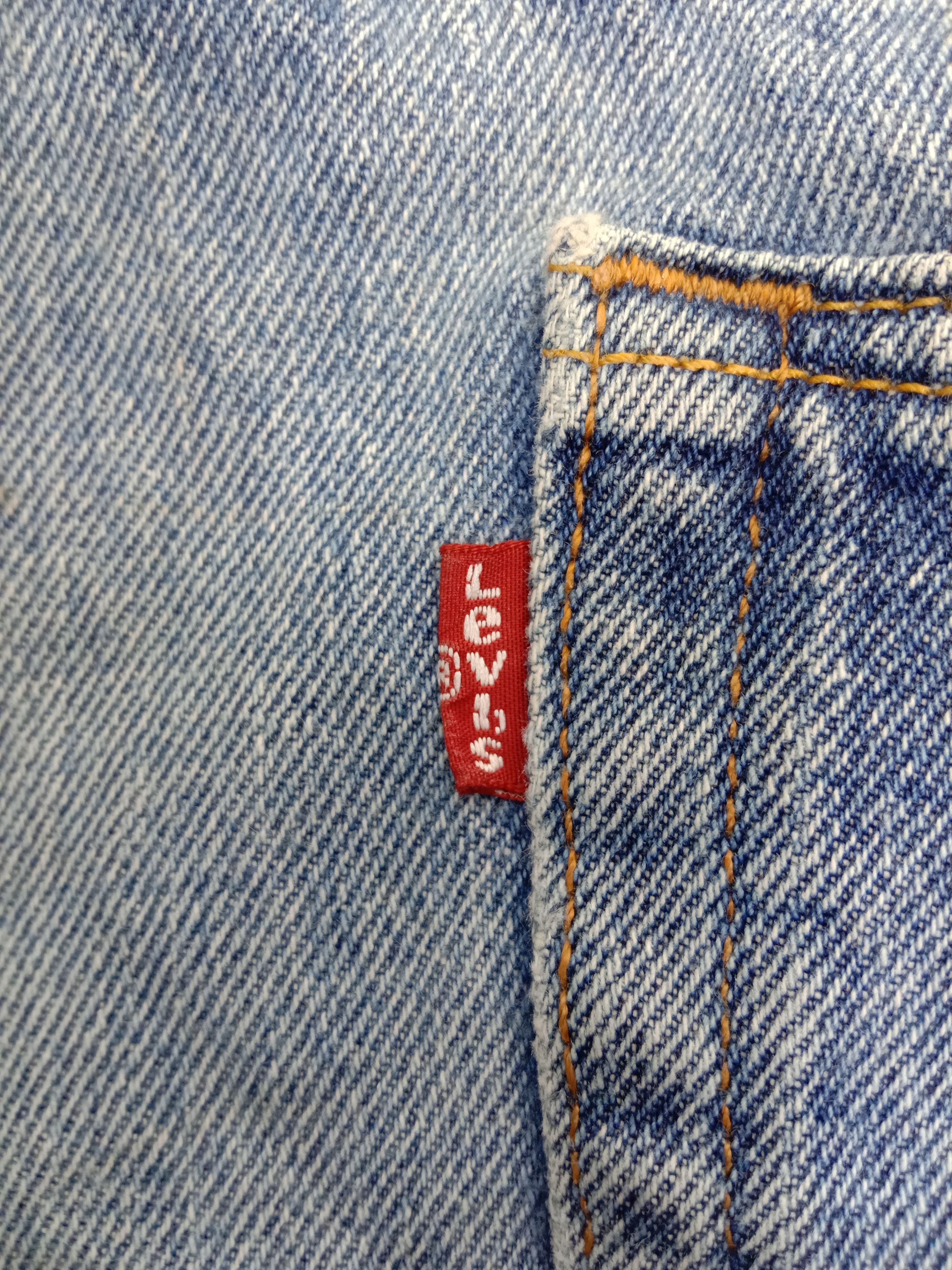 Levi's Vintage Levi's 505 Jeans Light Wash Regular Fit Denim Size US 38 / EU 54 - 14 Thumbnail