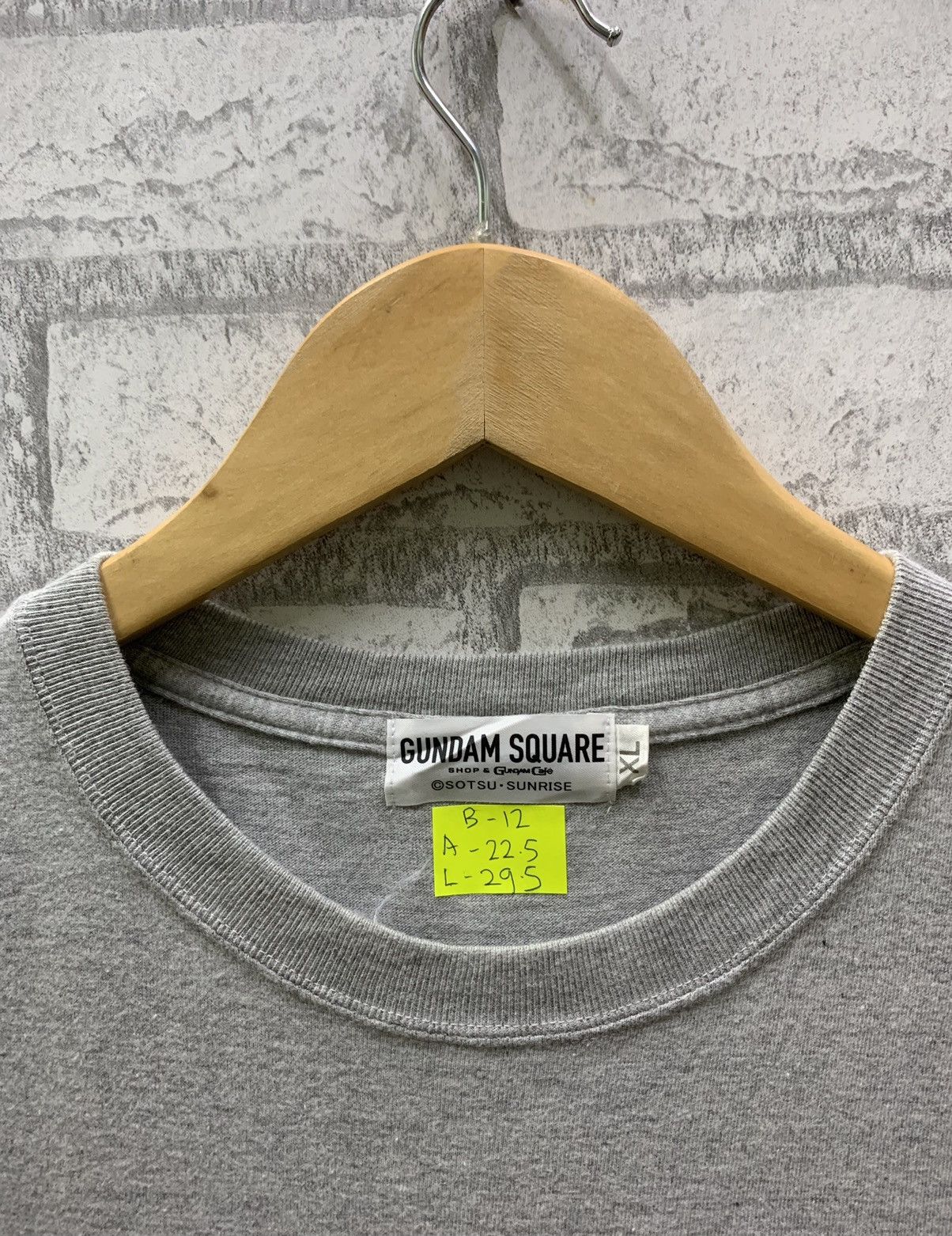 Anime Vintage Gundam Square Shop & Gundam Cafe T-shirts Size US L / EU 52-54 / 3 - 7 Thumbnail