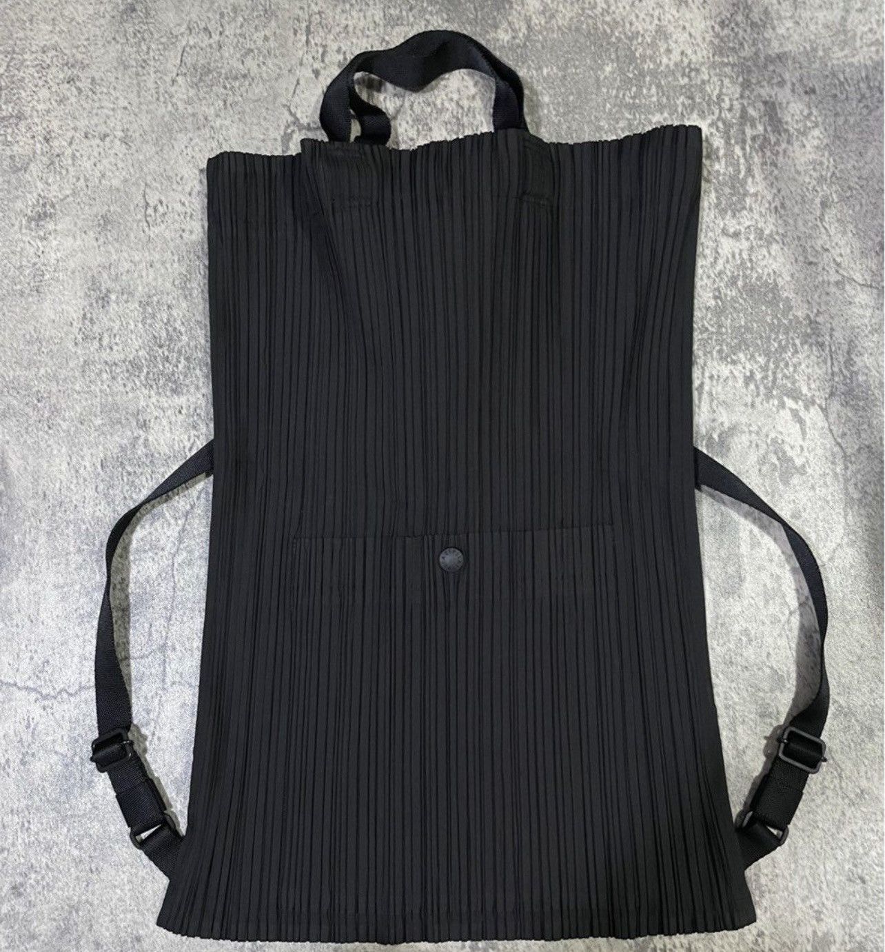 Homme Plisse Issey Miyake × Issey Miyake × Pleats Please Issey Miyake Issey Miyake light weight 2ways pleated tote backpack Size ONE SIZE - 6 Thumbnail