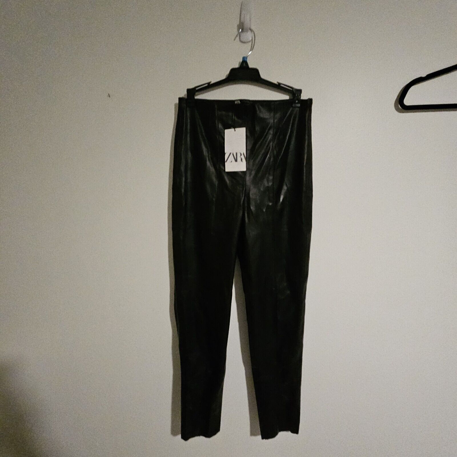 Zara Zara Pleather Leggings Nwt Size Mediun Sexy Date Night zip Size 30" / US 8 / IT 44 - 1 Thumbnail
