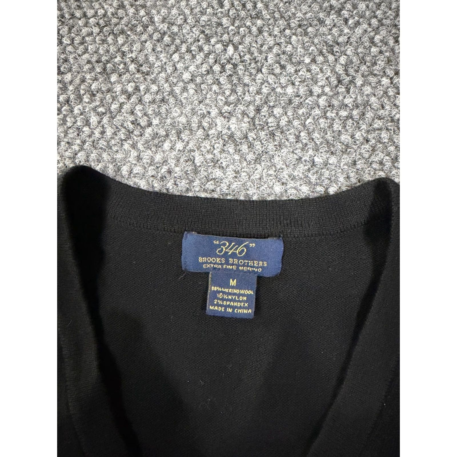 Brooks Brothers Brooks Brothers Sweater Mens M Black Merino Wool V-Neck Stretch Knit Pullover Long Sleeve Zipper Logo Classic 90s? Size US M / EU 48-50 / 2 - 3 Thumbnail