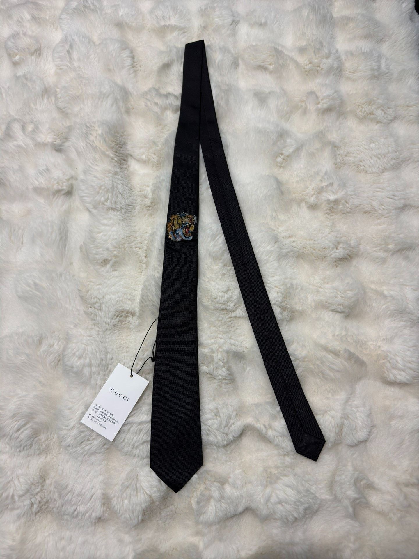 Gucci Gucci tiger head silk tie 2501-Nextarrow Size ONE SIZE - 1 Thumbnail