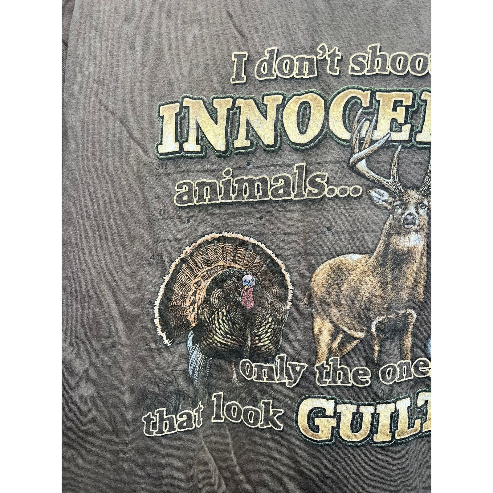 Gildan Vintage Buck Wear Shirt Hunting Animals Hunt Tee Large WORN Size US L / EU 52-54 / 3 - 8 Thumbnail