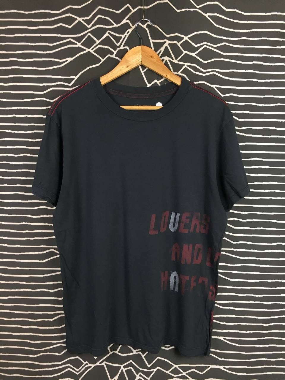 RVCA RVCA Lovers And Haters Skate Surf Tee Size US L / EU 52-54 / 3 - 1 Thumbnail