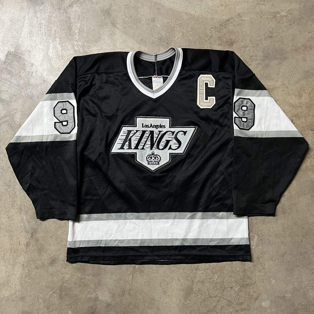 Ccm × Vintage Vintage 90’s NHL Los Angeles Kings CCM Hockey Jersey Size US L / EU 52-54 / 3 - 8 Thumbnail