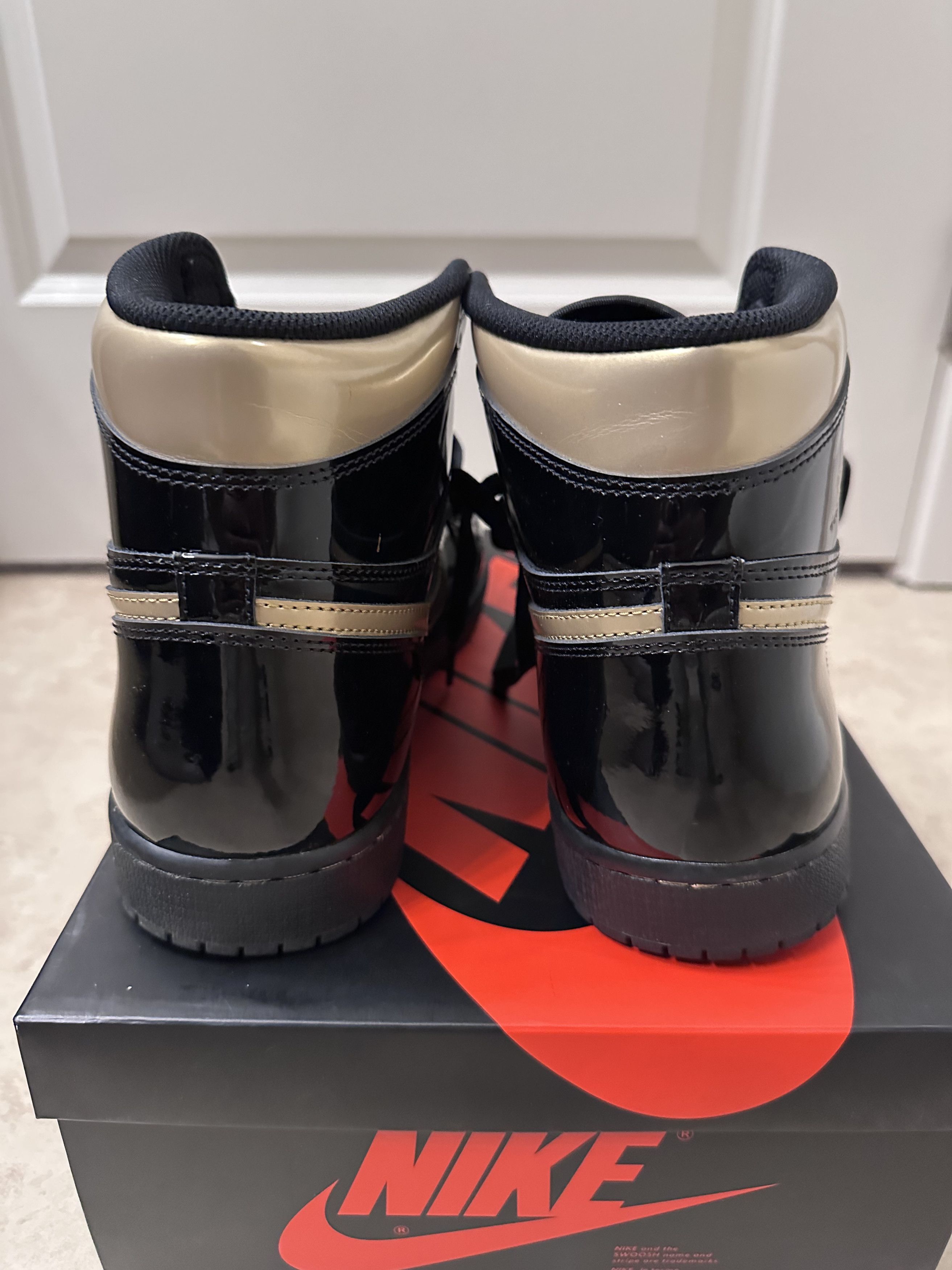 Jordan Brand Jordan 1 Black Metallic Size US 13 / EU 46 - 3 Thumbnail