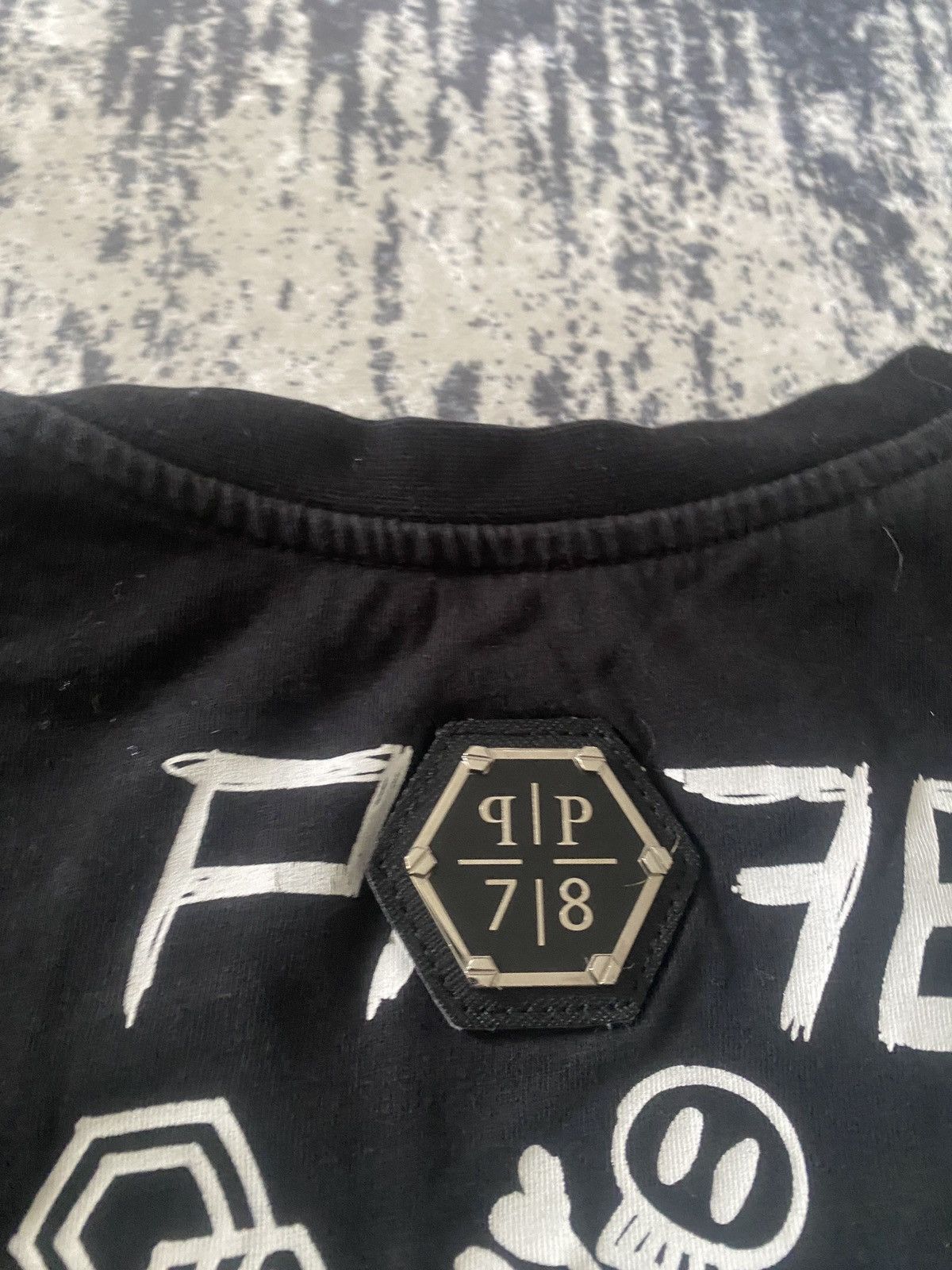 Other Philipp plein luxury big logo fullprint cash skull drip tee Size US L / EU 52-54 / 3 - 13 Thumbnail
