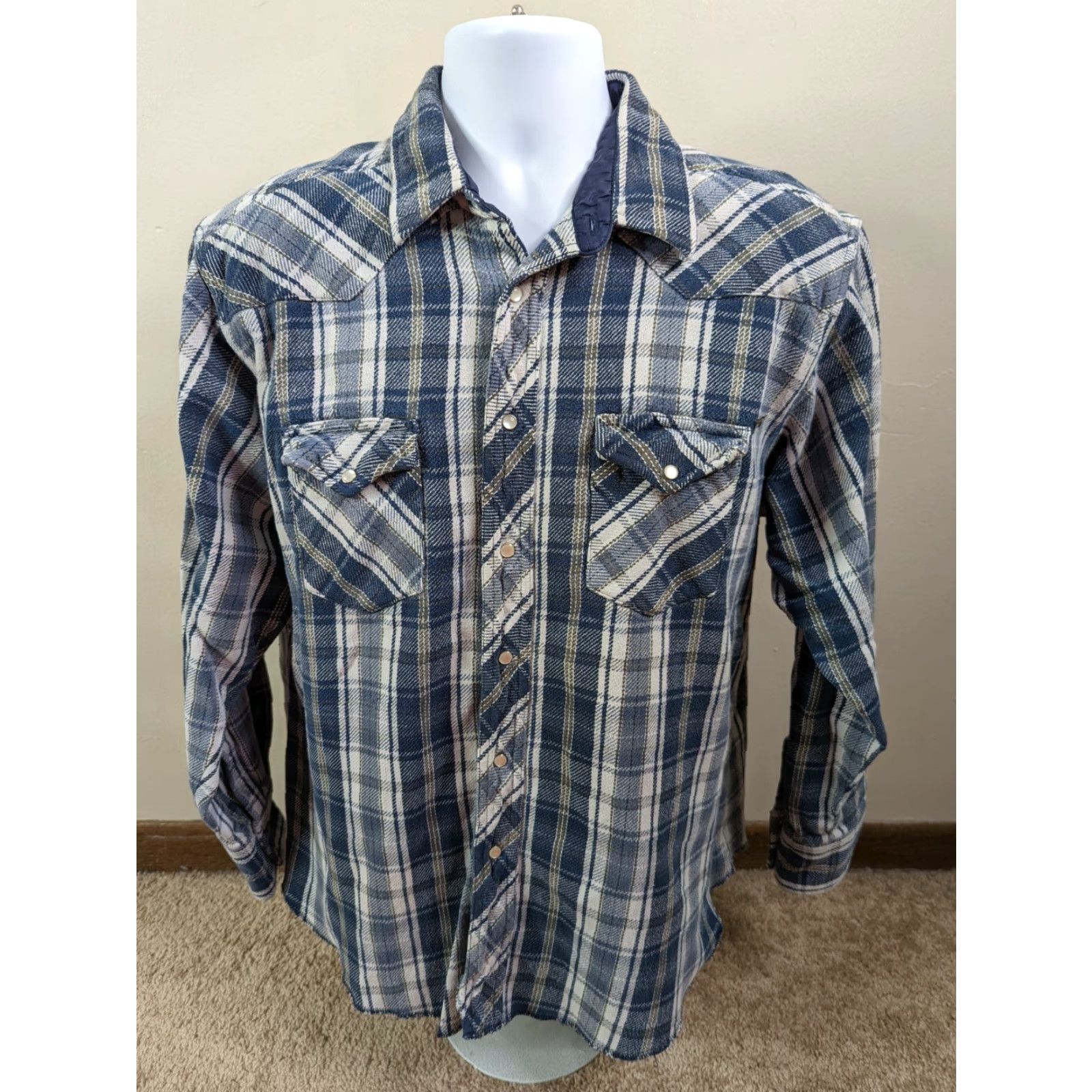 Wrangler VINTAGE Wrangler Pearl Snap Thick Flannel Western Shirt Mens XL Blue Plaid Cotton Flannel Button-Up 90s Western Size US XL / EU 56 / 4 - 2 Thumbnail