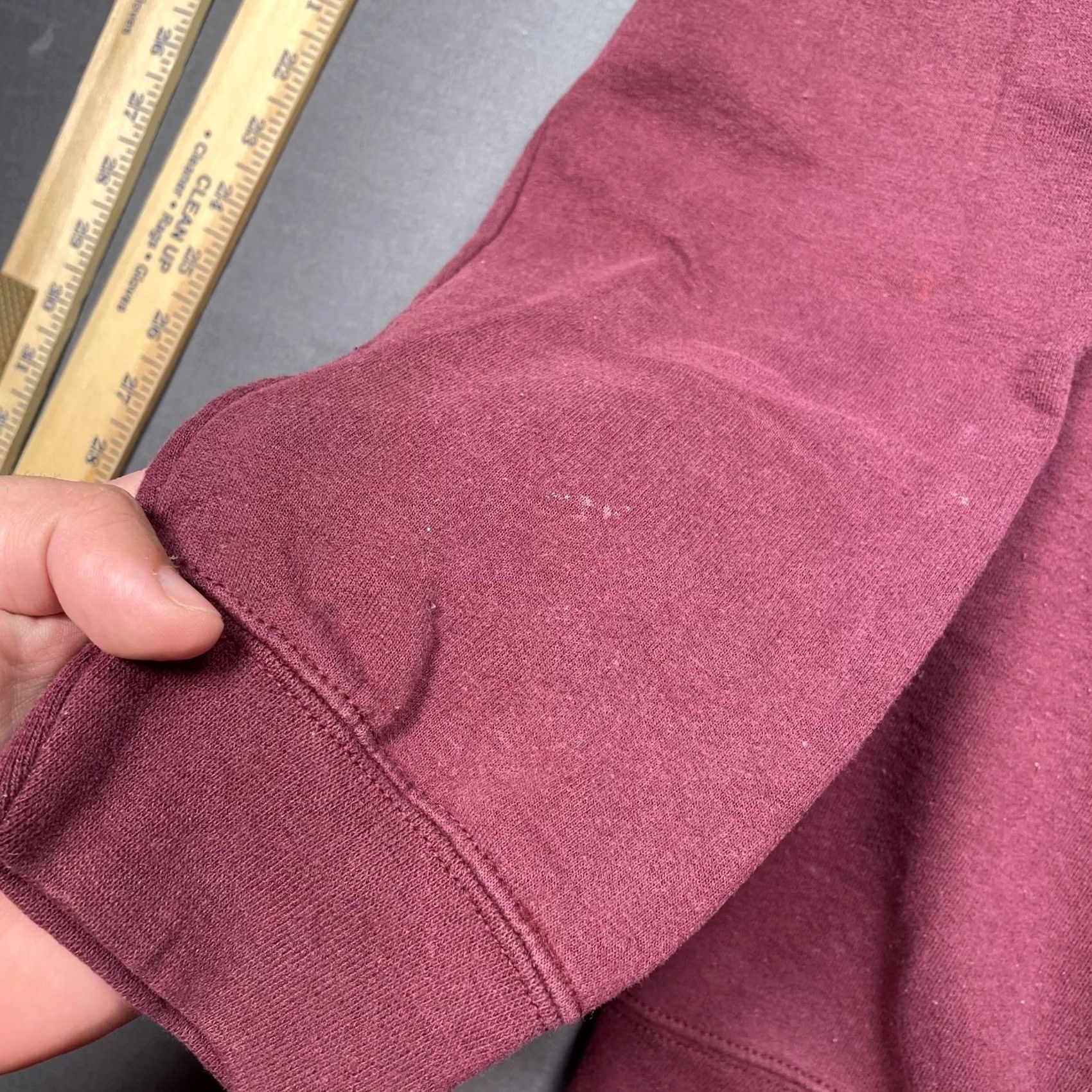 Gildan Harvard University Sweatshirt Mens Medium Red Crest Logo Fleece Gildan Heavy Blend Pullover Crew Neck Long Sleeve Size US M / EU 48-50 / 2 - 5 Thumbnail