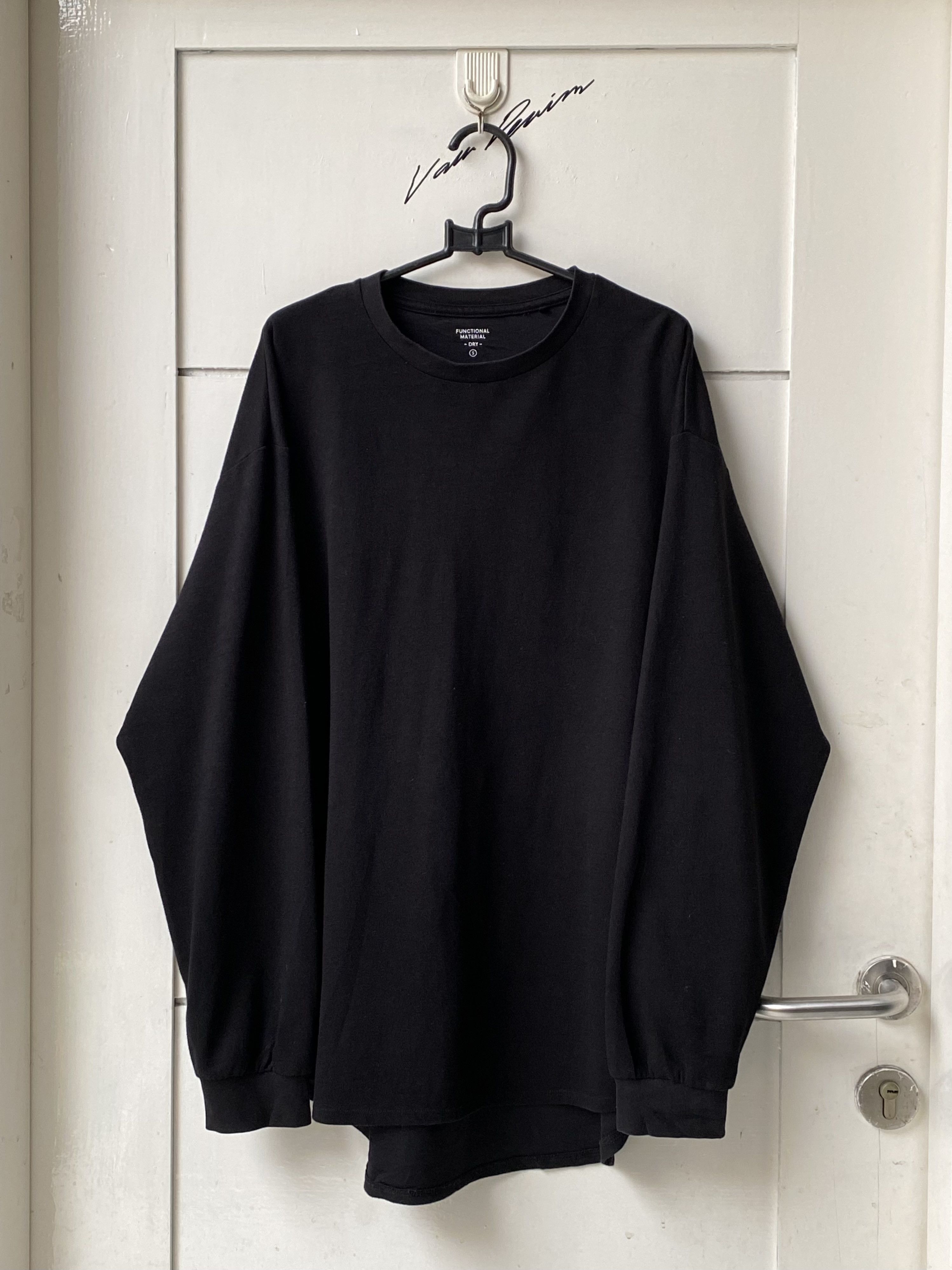 GU GU Functional Material Dry Long Black T-shirt Size US M / EU 48-50 / 2 - 1 Thumbnail