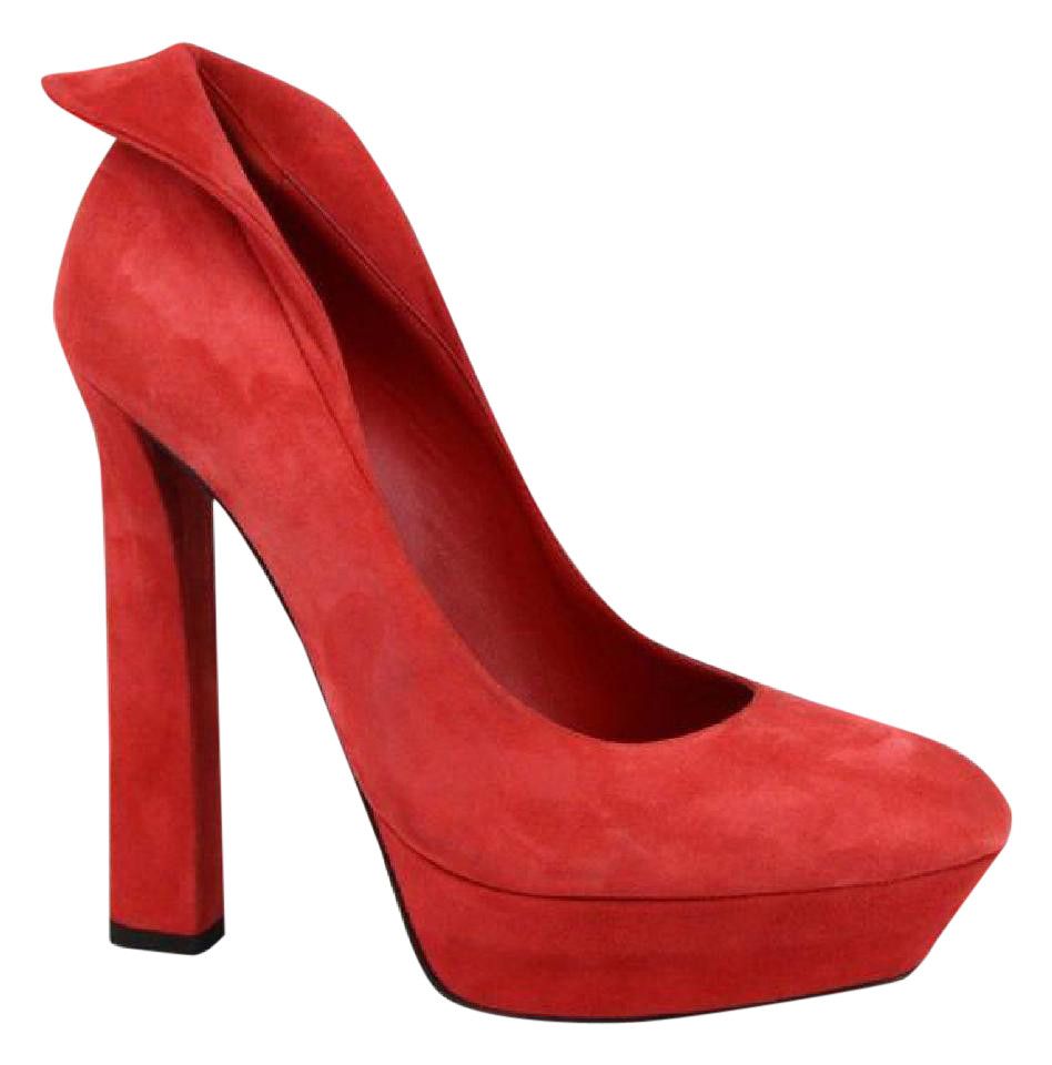 Women's Red Suede Platform Heel Pump (36.5 EU / 6.5 US)
