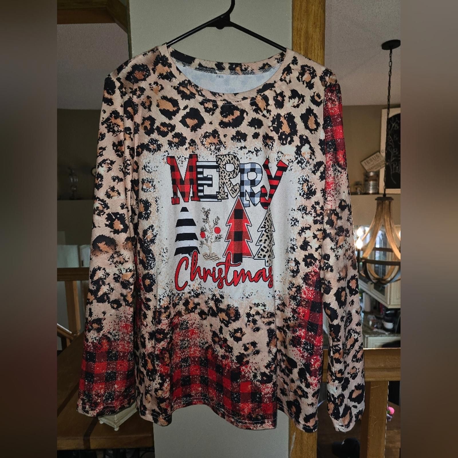 Designer Leopard Print Merry Christmas Sweater Size L / US 10 / IT 46 - 1 Thumbnail
