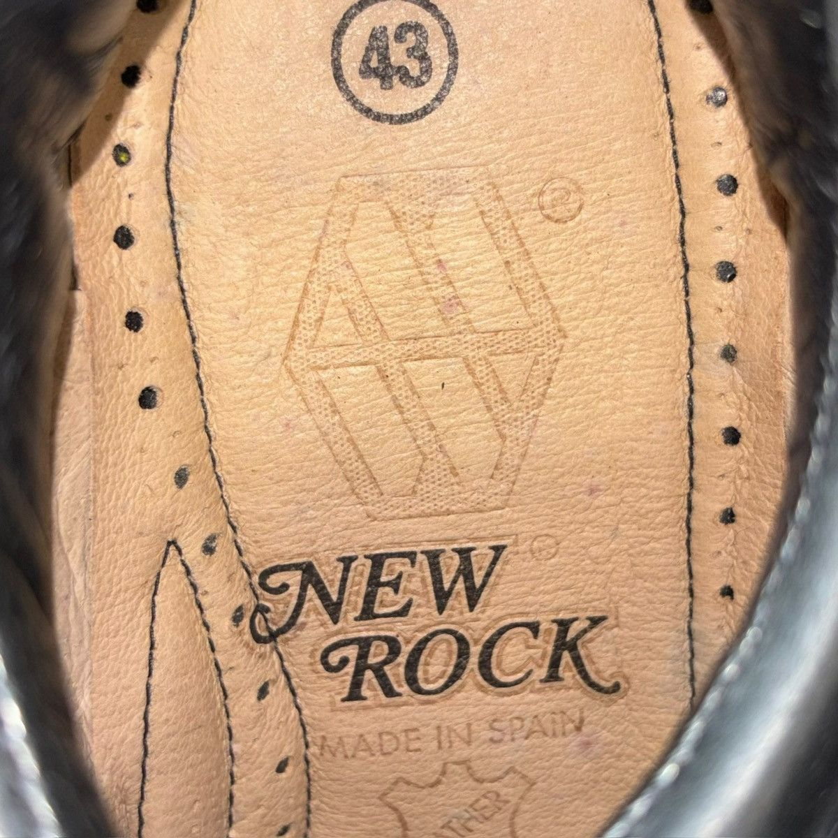 RARE vintage New Rock black trailer platform boots