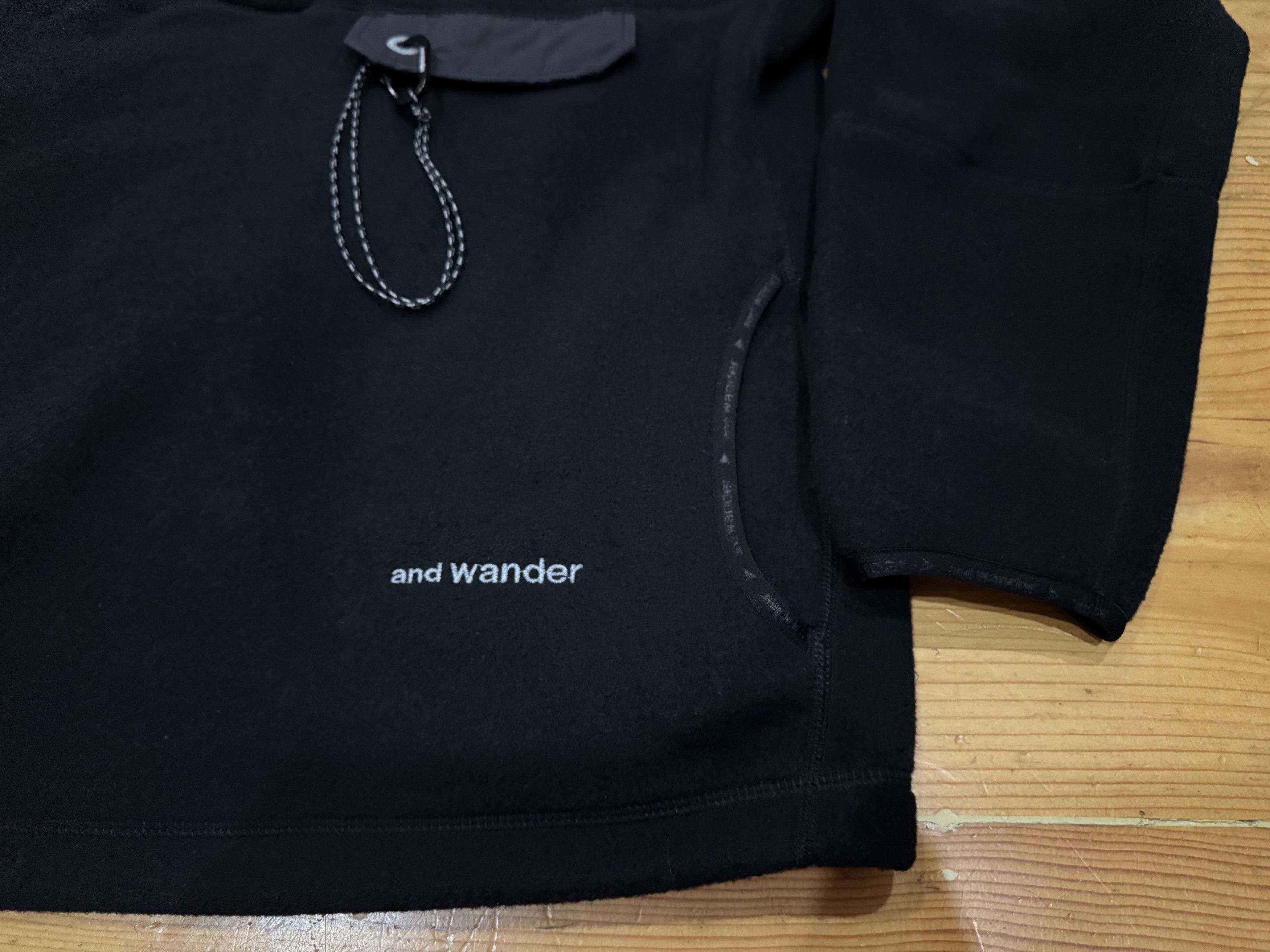 And Wander And Wander Woold Fleece Pulover Black sz. L Size US L / EU 52-54 / 3 - 3 Thumbnail