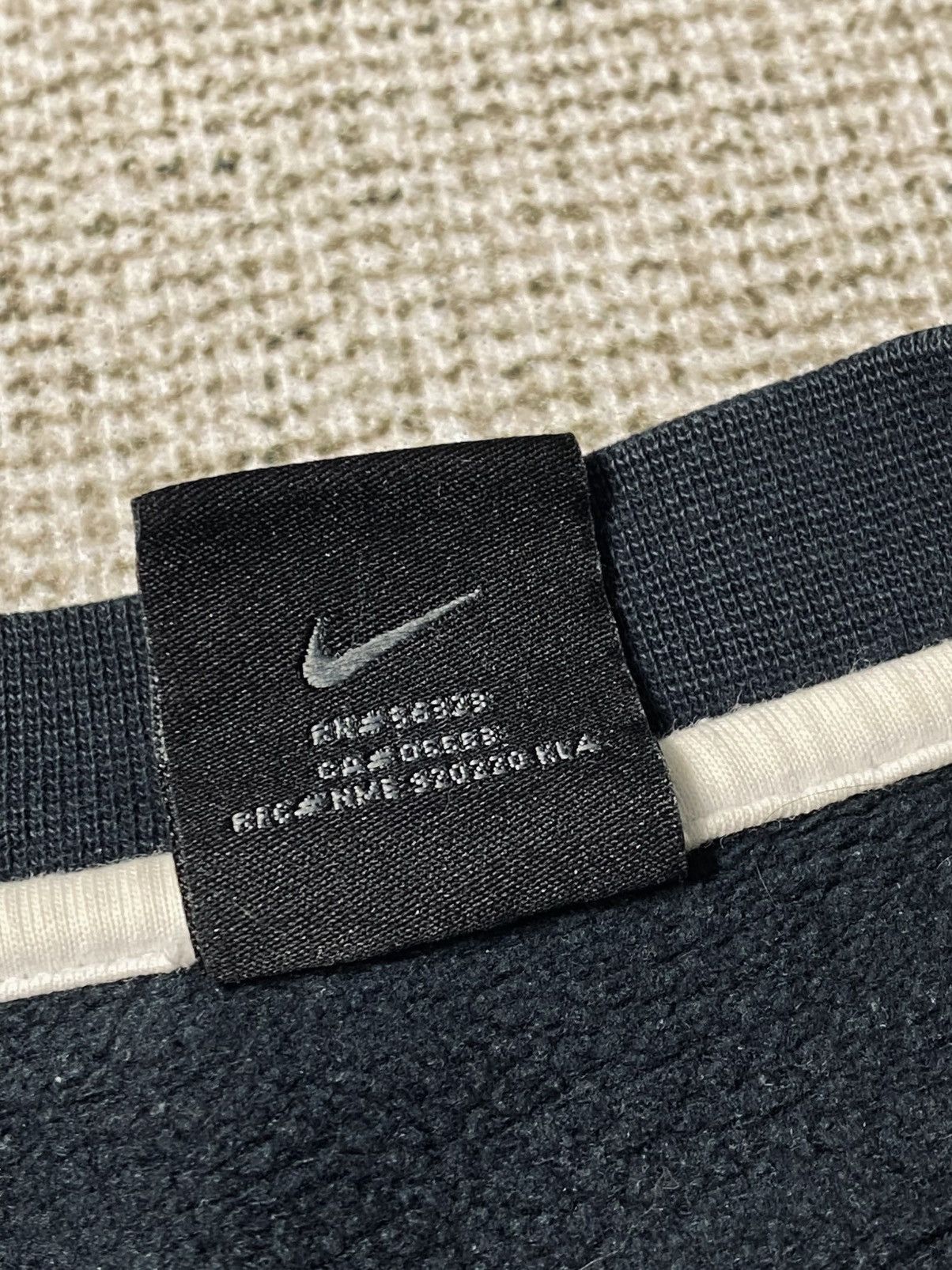 Nike Vintage Nike Manchester United 03/04 Sweatshirt Size US L / EU 52-54 / 3 - 7 Thumbnail