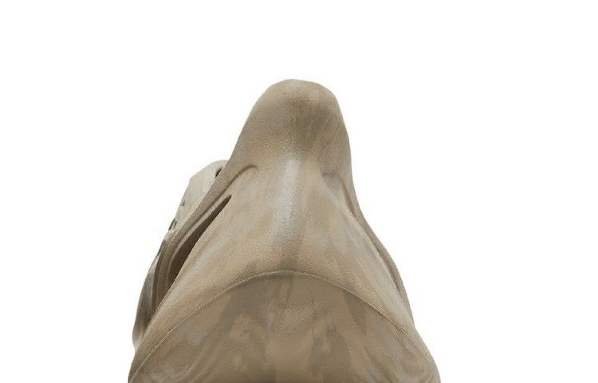 Adidas × Kanye West Yeezy foam runner Size US 11 / EU 44 - 8 Thumbnail