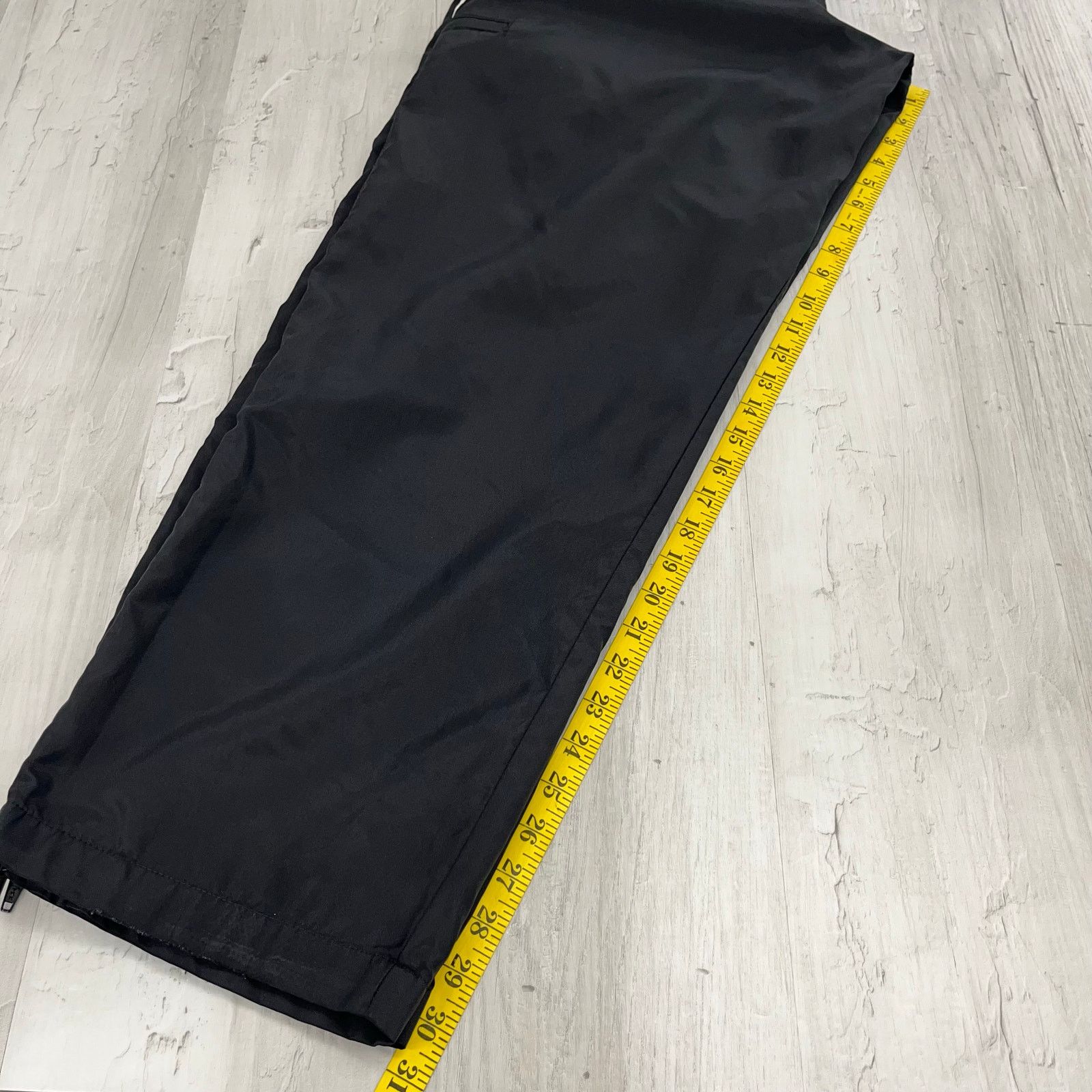 Nike Nike Vintage 90s Nylon Swish Track Pants Small Size US 27 - 13 Thumbnail