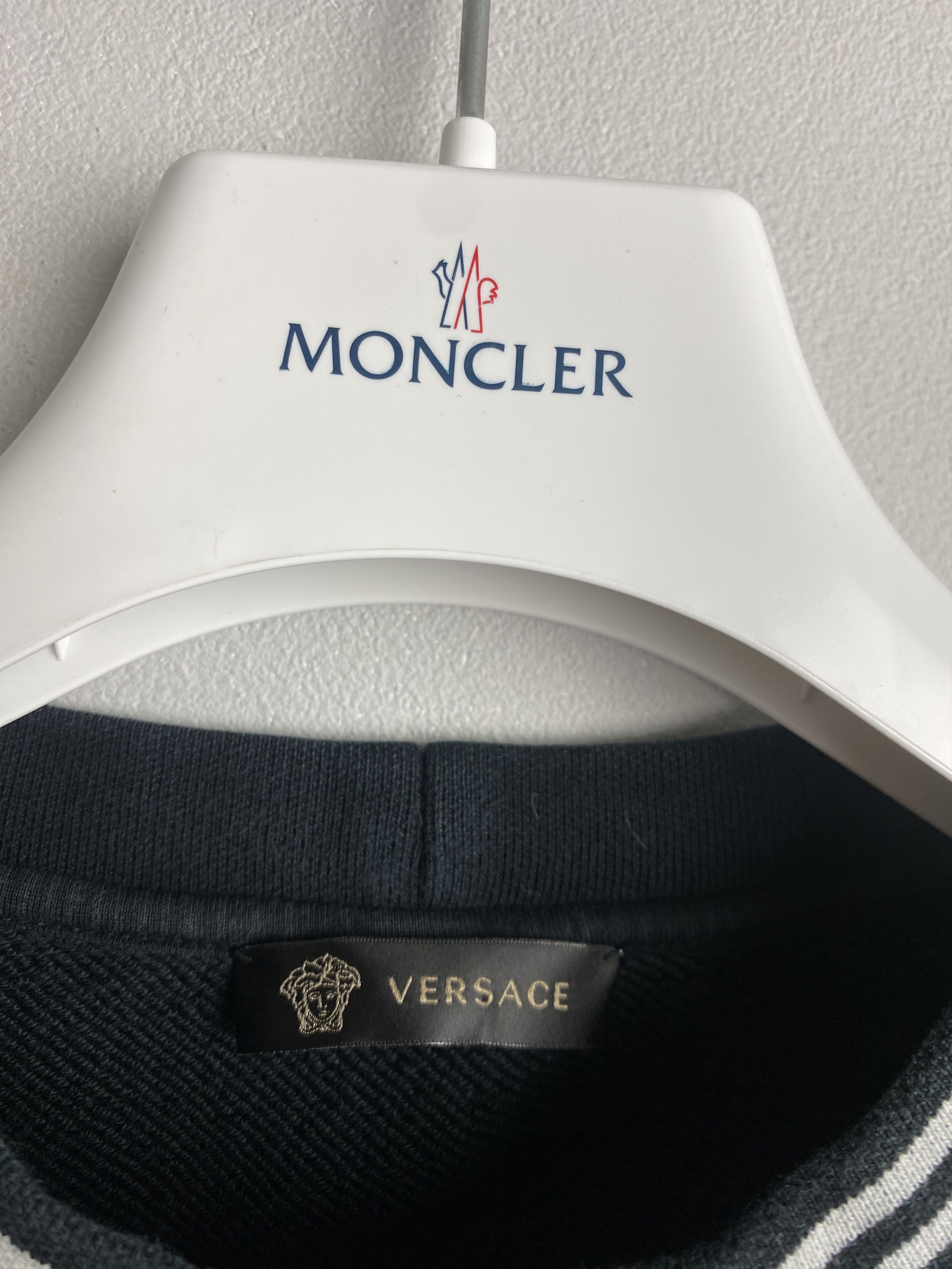 Versace Gianni Versace big logo sweatshirt crewneck Size US M / EU 48-50 / 2 - 3 Thumbnail
