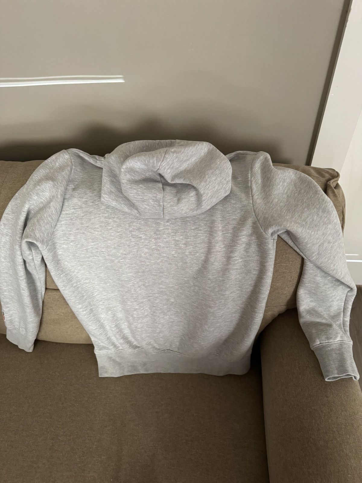 Carrots by Anwar Carrots Carrots by Anwar Carrots Wordmark hoodie men’s sz Medium Size US M / EU 48-50 / 2 - 4 Thumbnail