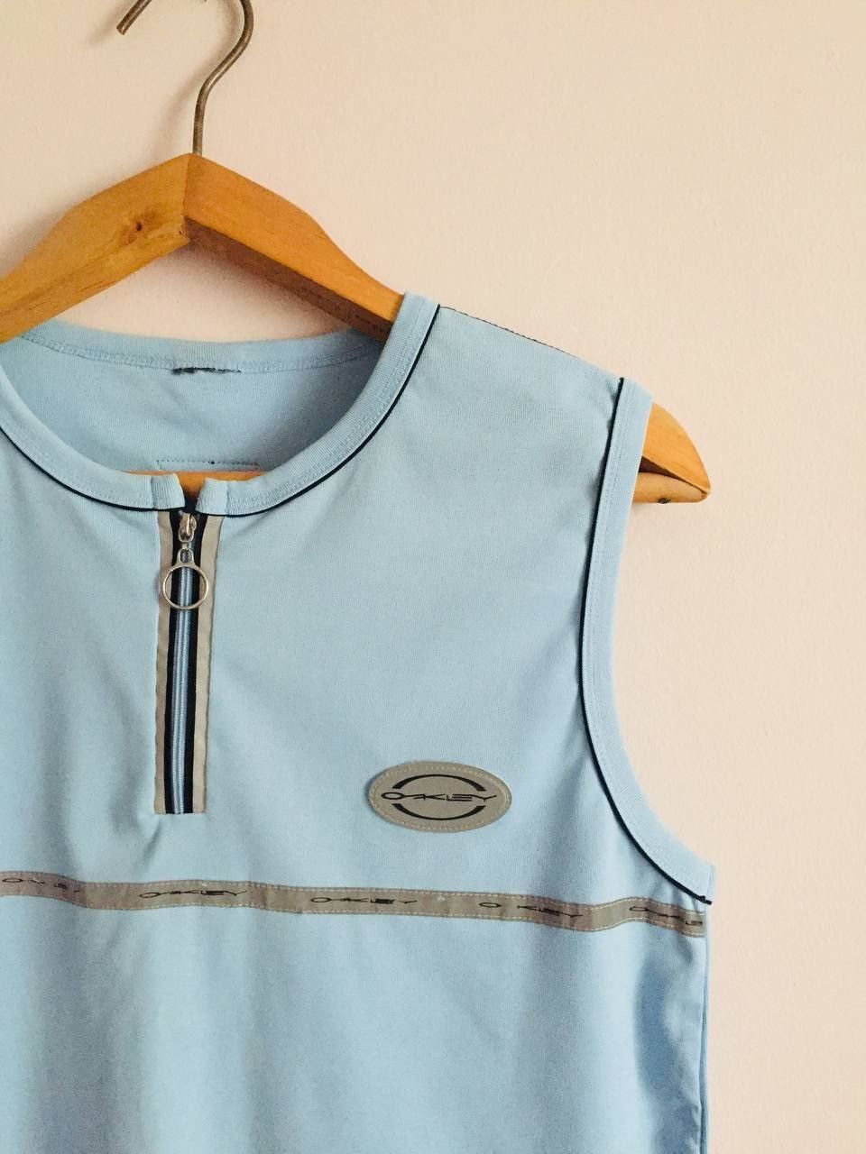 Oakley Oakley Tank top sleeveless Vintage Small Logo reflective Size US M / EU 48-50 / 2 - 5 Thumbnail