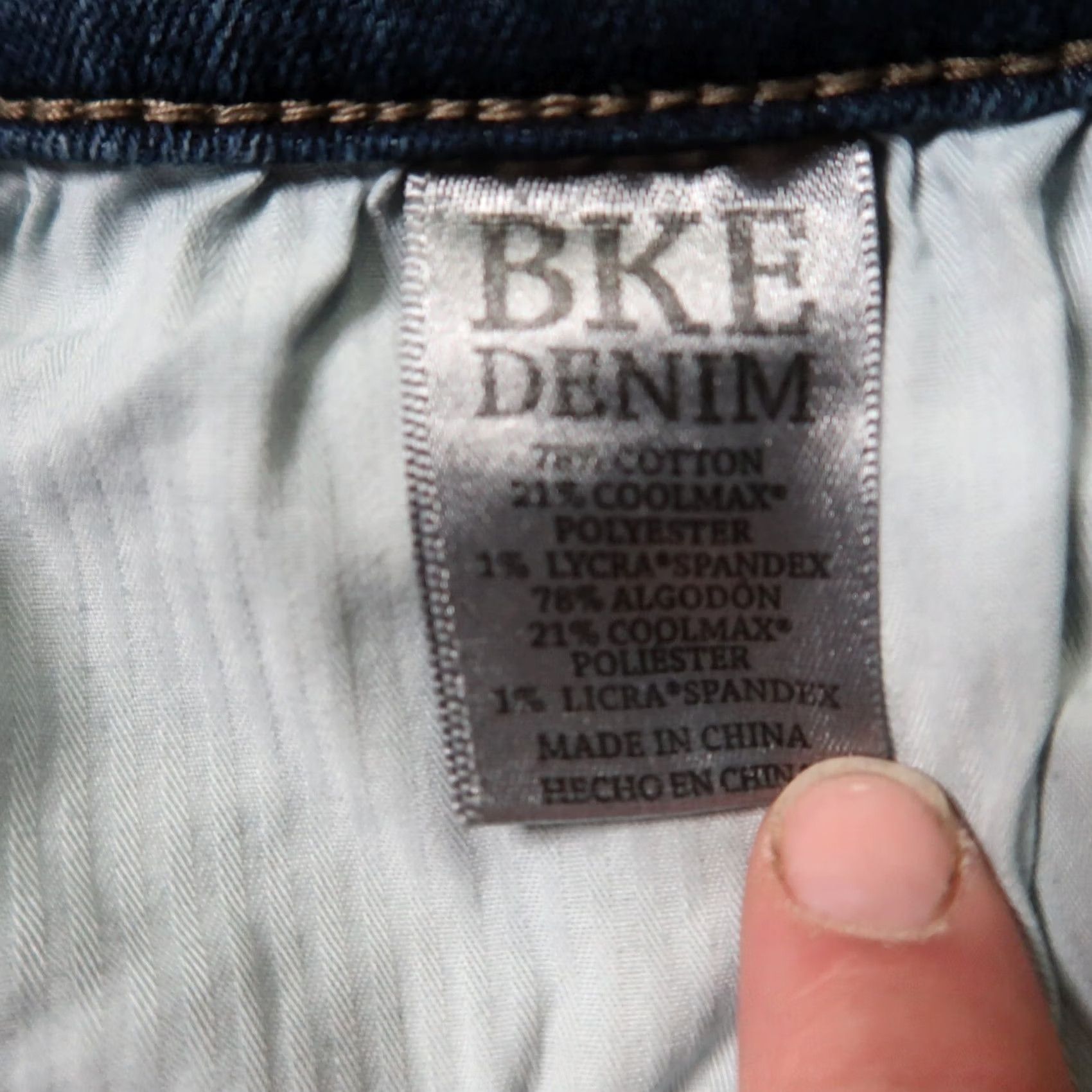 Vintage BKE Buckle Aiden Jeans Men’s 29 Regular Blue Denim Straight 5-Pocket Size 29x33 Vintage No Size US 29 - 7 Thumbnail