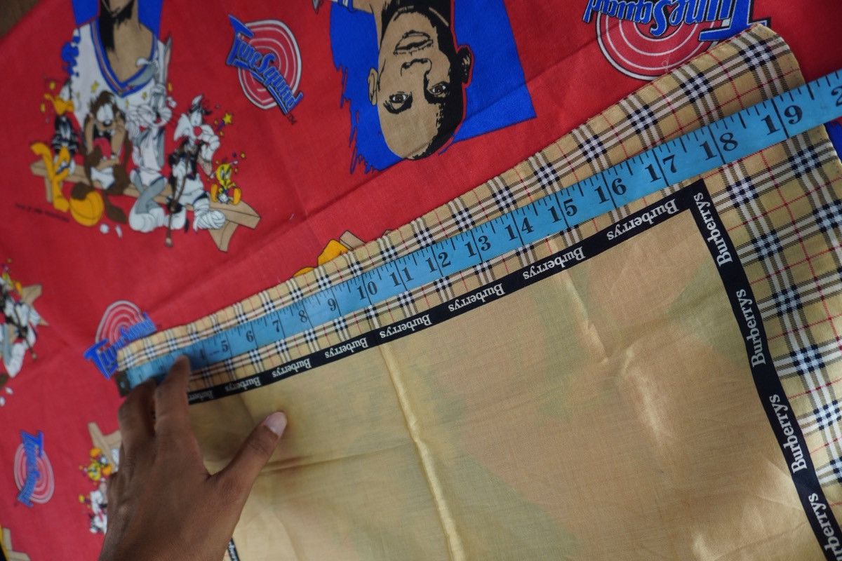 Burberry × Vintage Vintage Burberrys Handkerchief Bandana Luxury Size ONE SIZE - 6 Thumbnail