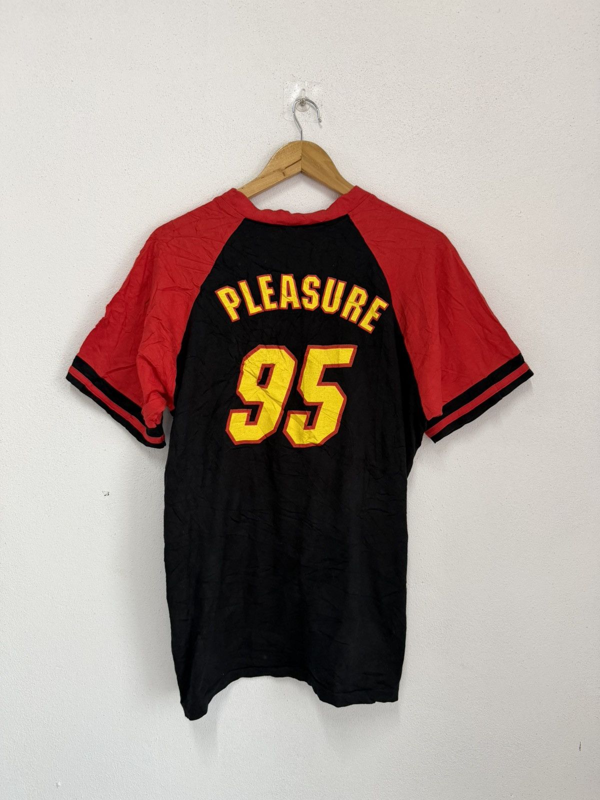 Band Tees Vintage Buzz live-gym pleasure 95 Japanase Band Tees Size US M / EU 48-50 / 2 - 2 Thumbnail