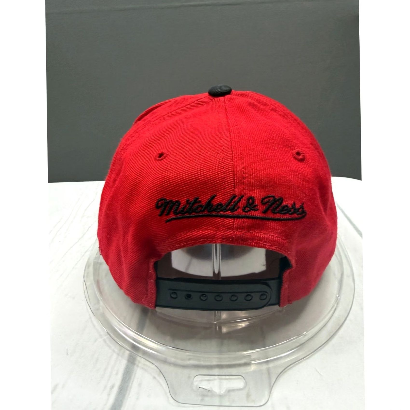 Mitchell & Ness Mitchell & Ness Chicago Bulls Hat Mens Red Black Snapback Hardwood Classics OSFA Size ONE SIZE - 5 Thumbnail