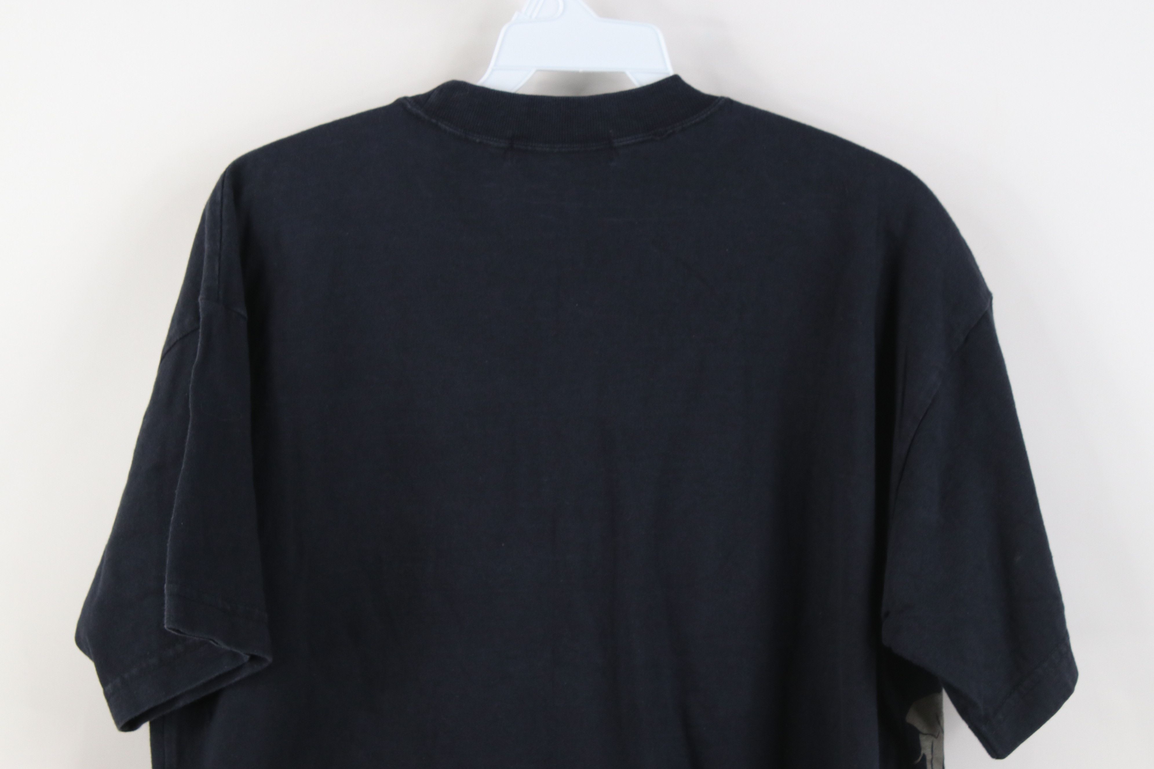 Vintage Vintage 90s Streetwear Safari Elephant All Over T-Shirt Size L / US 10 / IT 46 - 12 Thumbnail