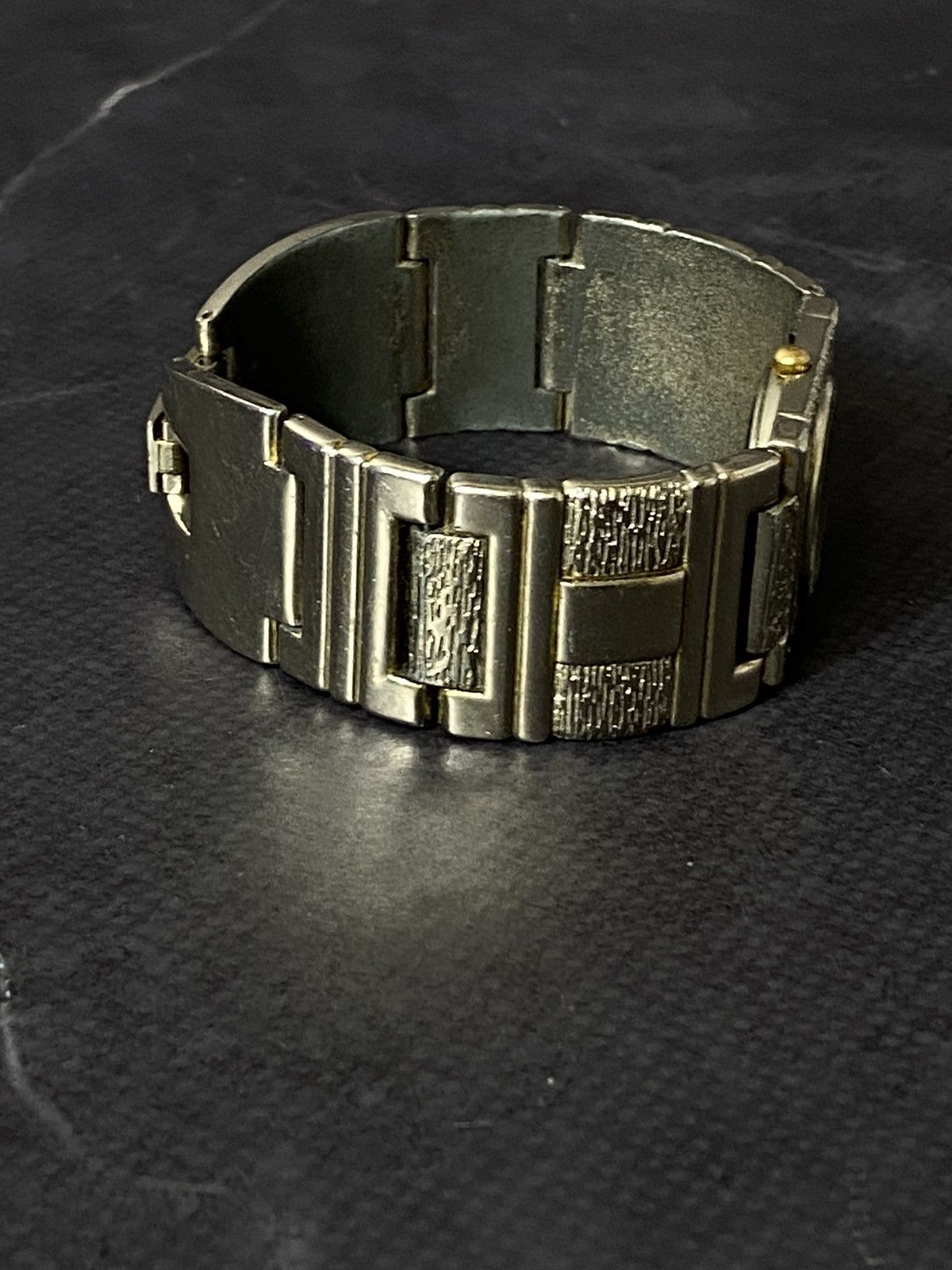 Japanese Brand Y2K De Luxe Textured Grunge Watch Size ONE SIZE - 10 Thumbnail