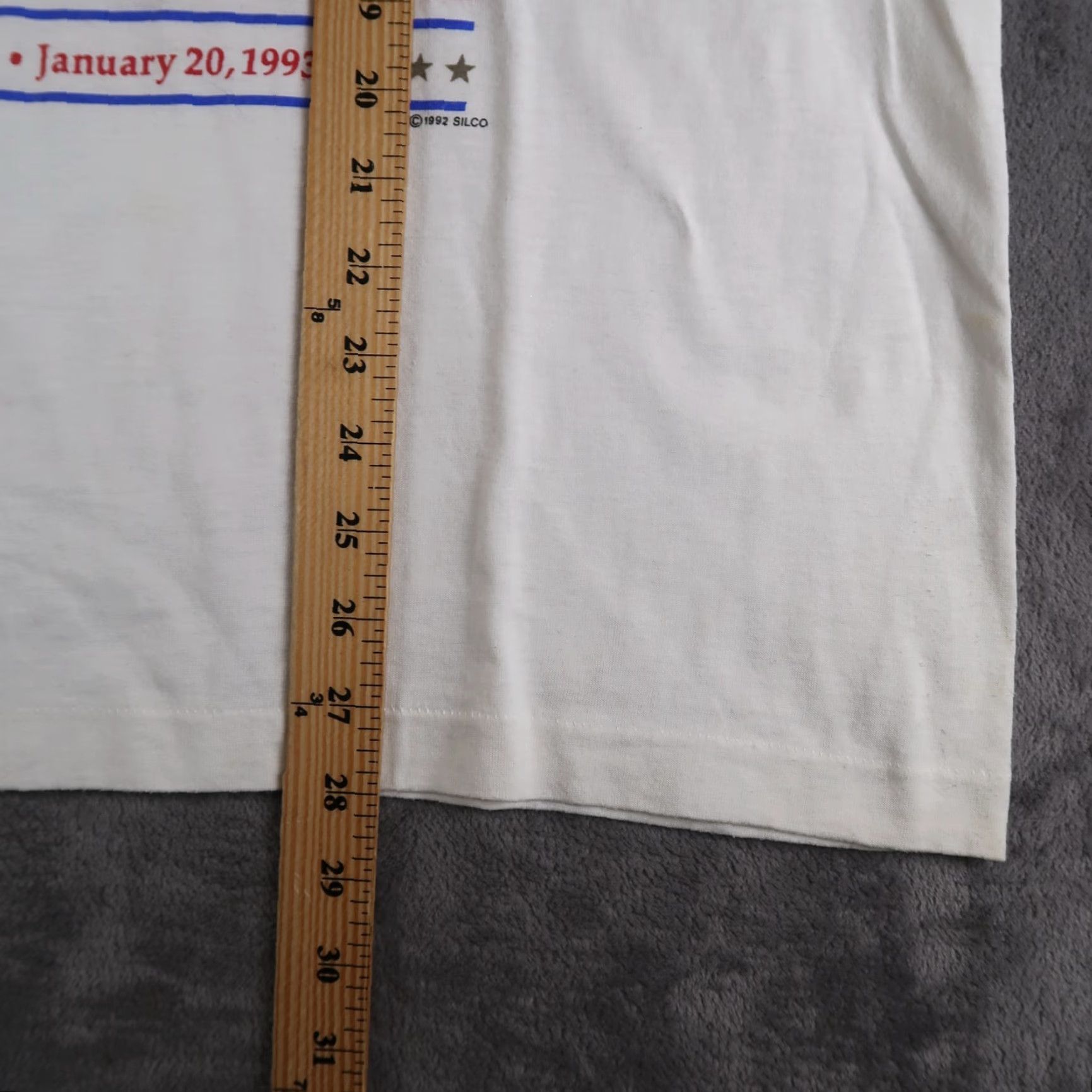 Vintage VINTAGE 90s President Inauguration T Shirt Mens XL White USA Bill Clinton 1993 Logo Graphic Print Short Sleeve Crew Neck Cotton Blend Regular T-Shirt Size US XL / EU 56 / 4 - 7 Thumbnail